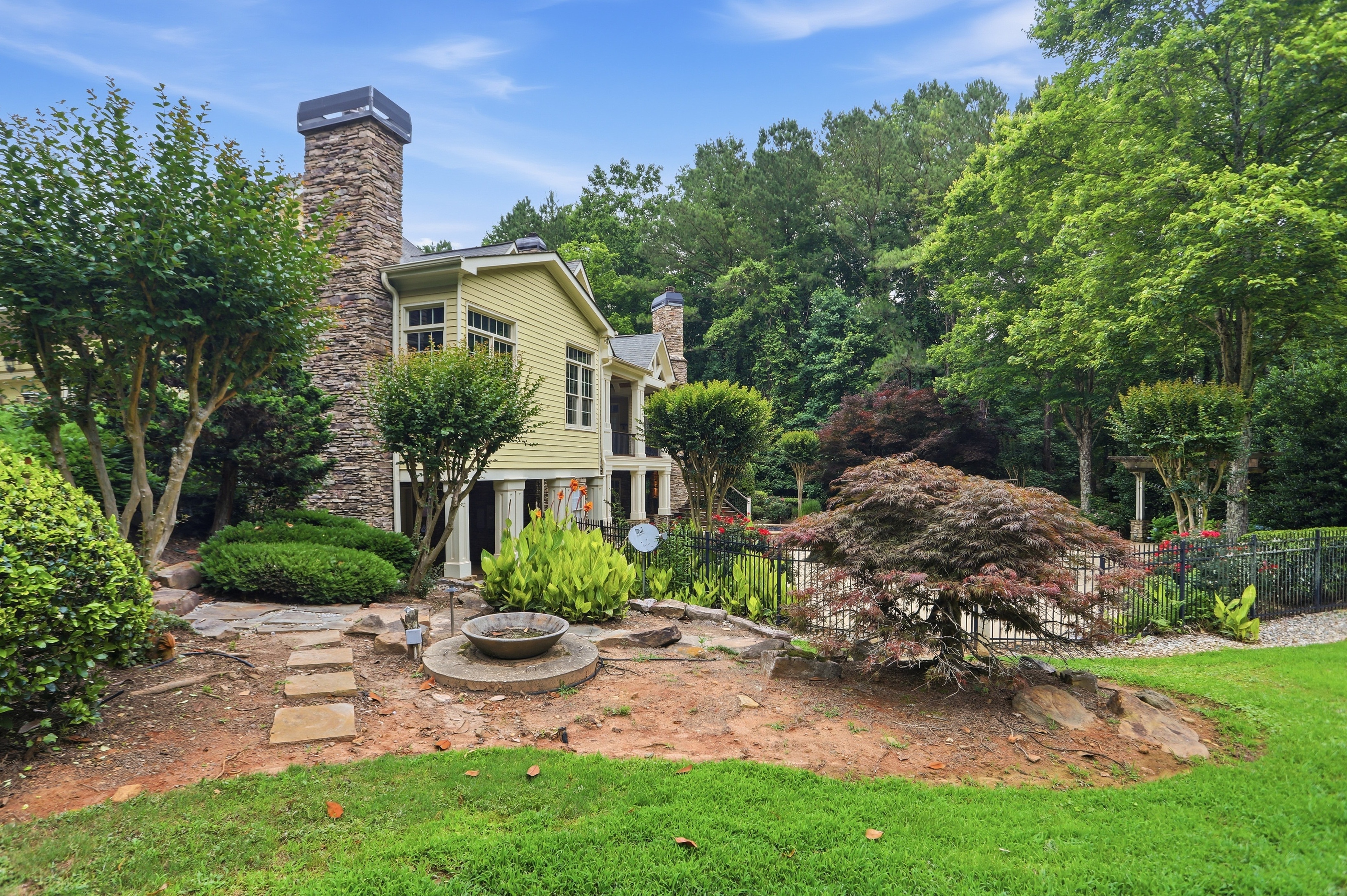 Photo 57 of 62 of 900 Treyburn Run, Alpharetta, GA