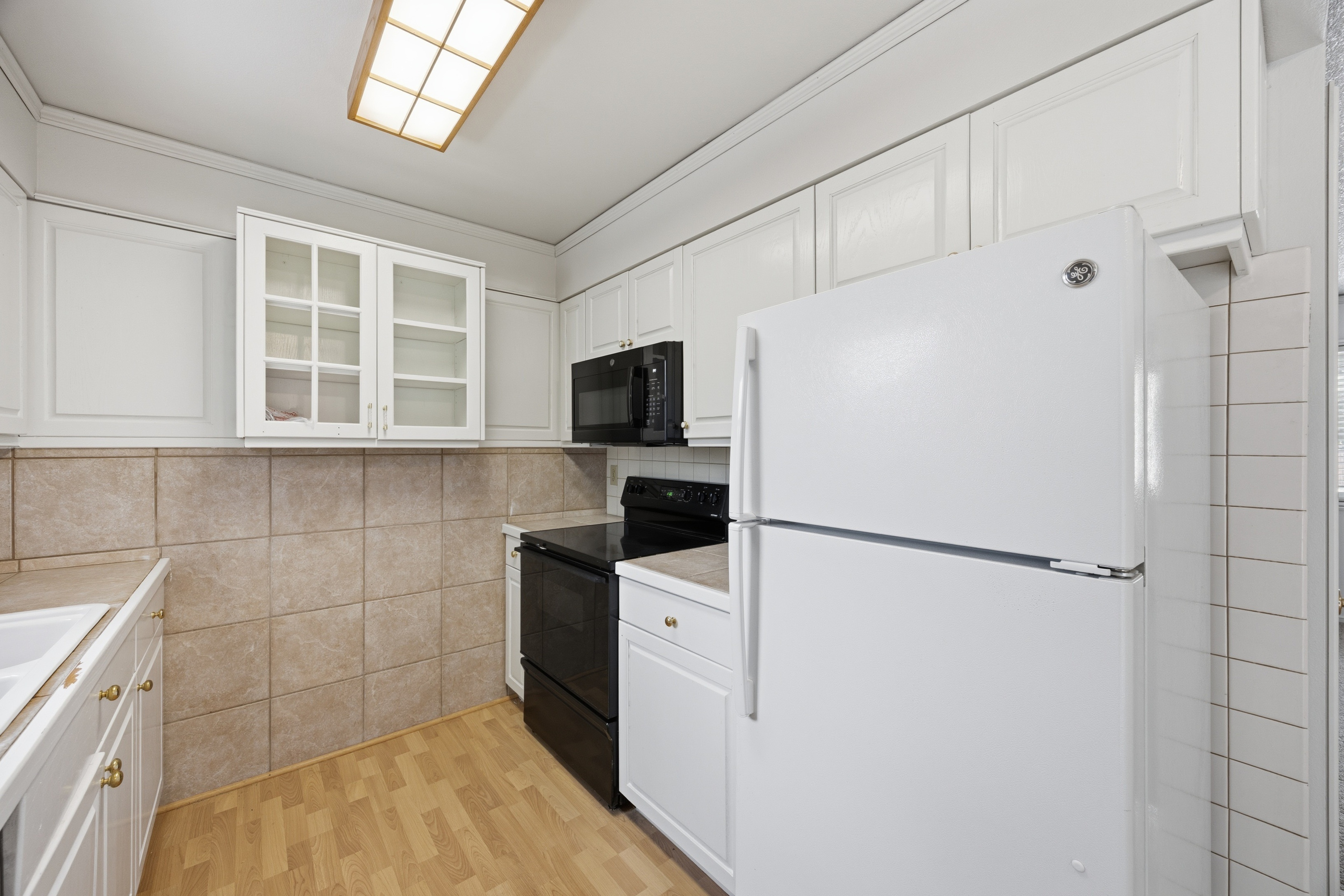 Photo 2 of 34 of 3045 Zephyr Dr, Colorado Springs, CO