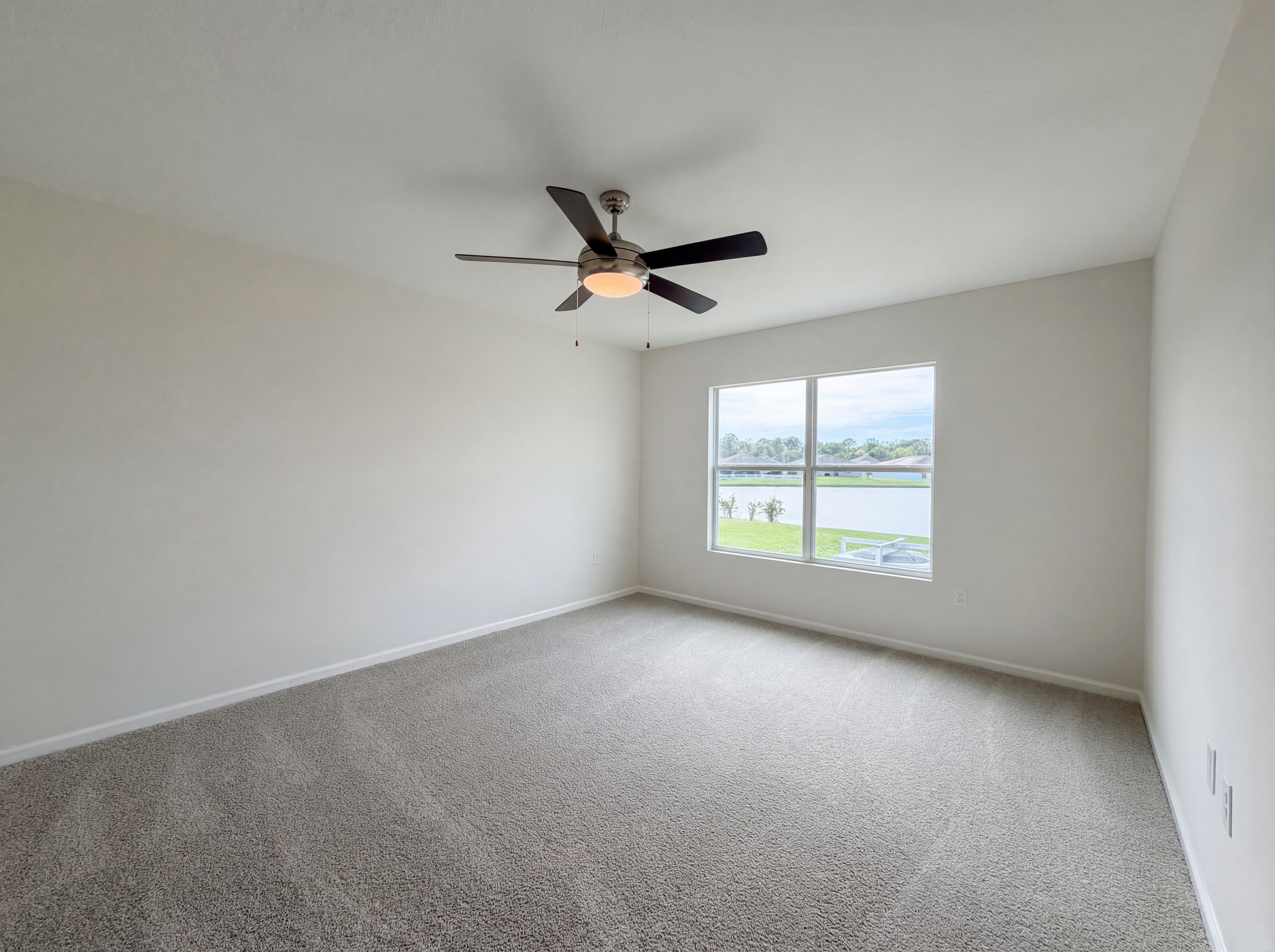 Photo 4 of 21 of 8852 Cumbria Ct, Jacksonville, FL