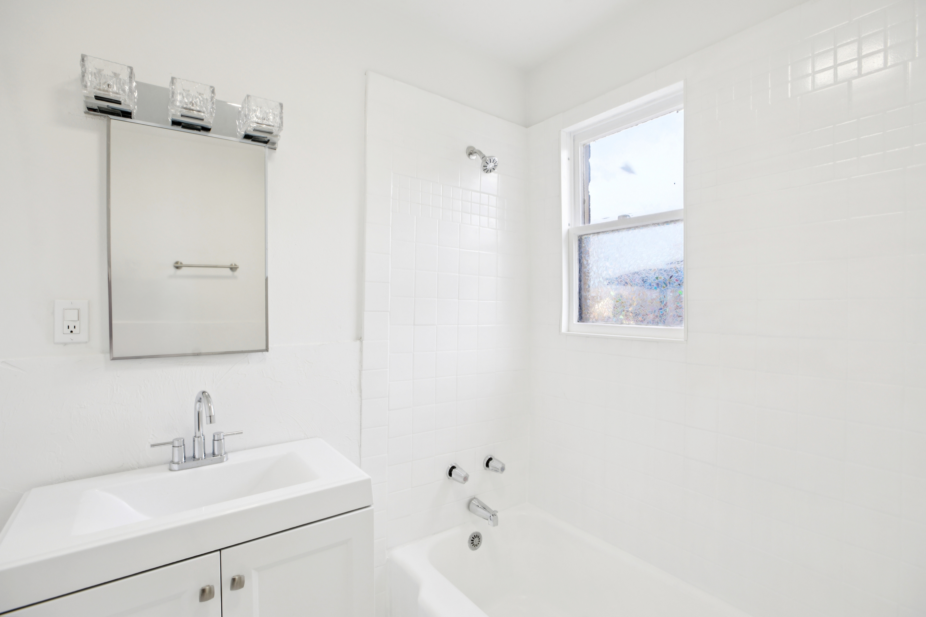 Photo 11 of 26 of 579 S 400 W, Brigham City, UT