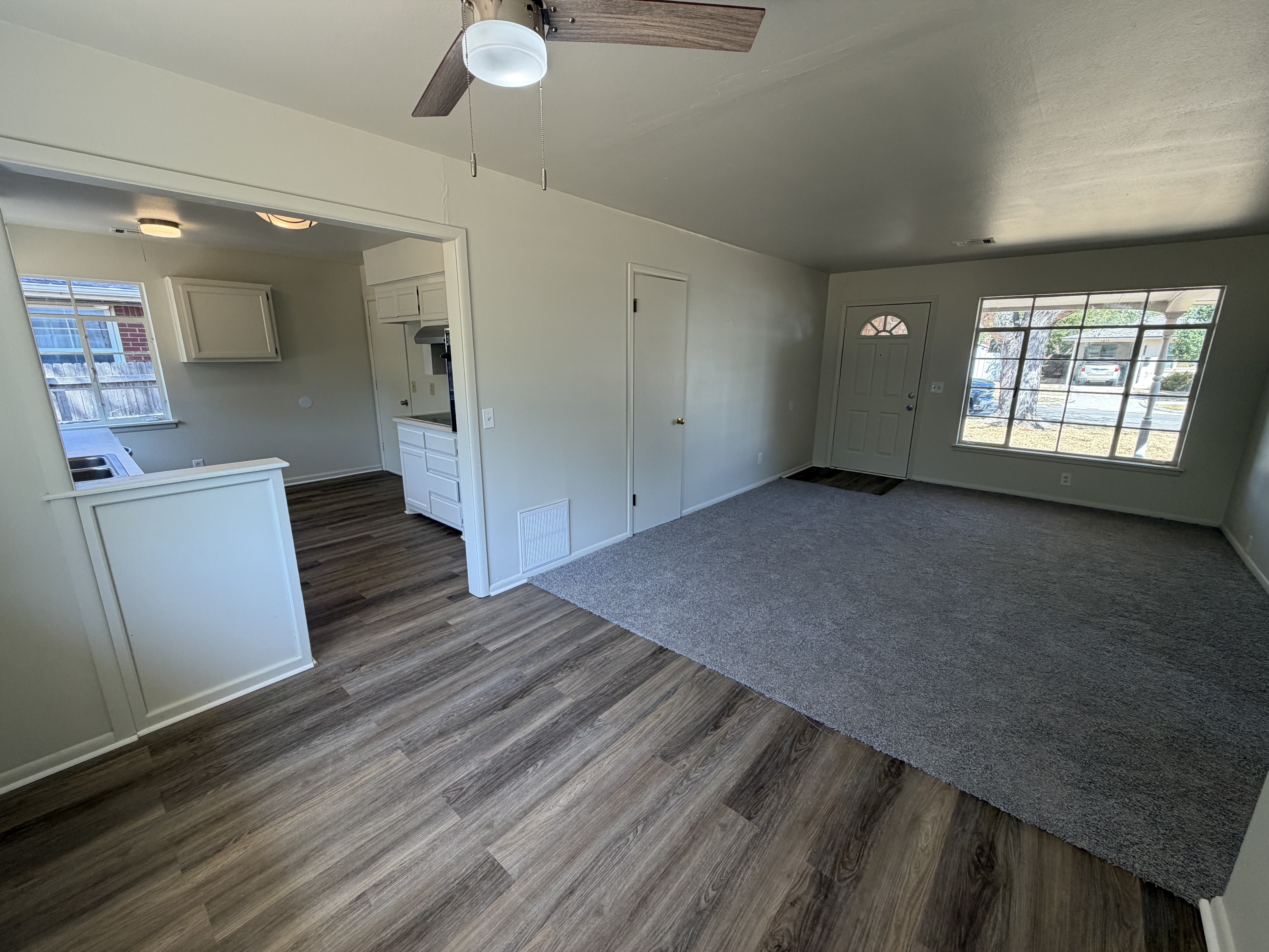 Photo 6 of 11 of 1212 SW 54th St, Oklahoma City, OK