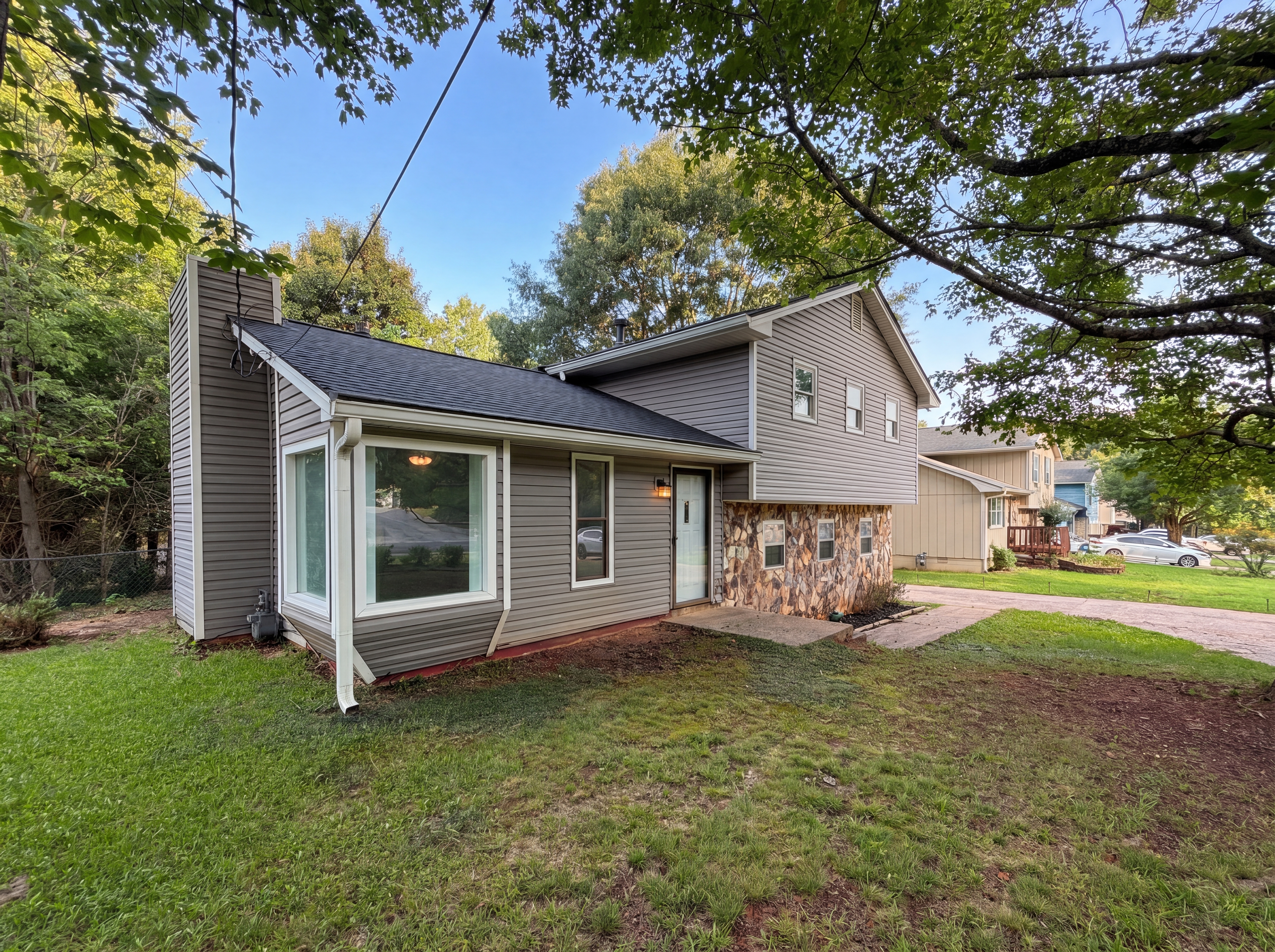 Photo 31 of 39 of 4909 Old Norcross Rd, Duluth, GA