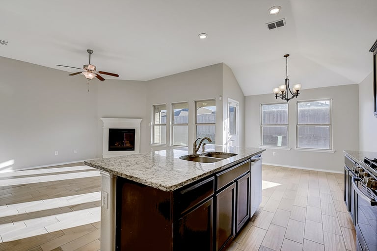 Photo 22 of 36 - 14541 Serrano Ridge Rd, Haslet, TX 76052