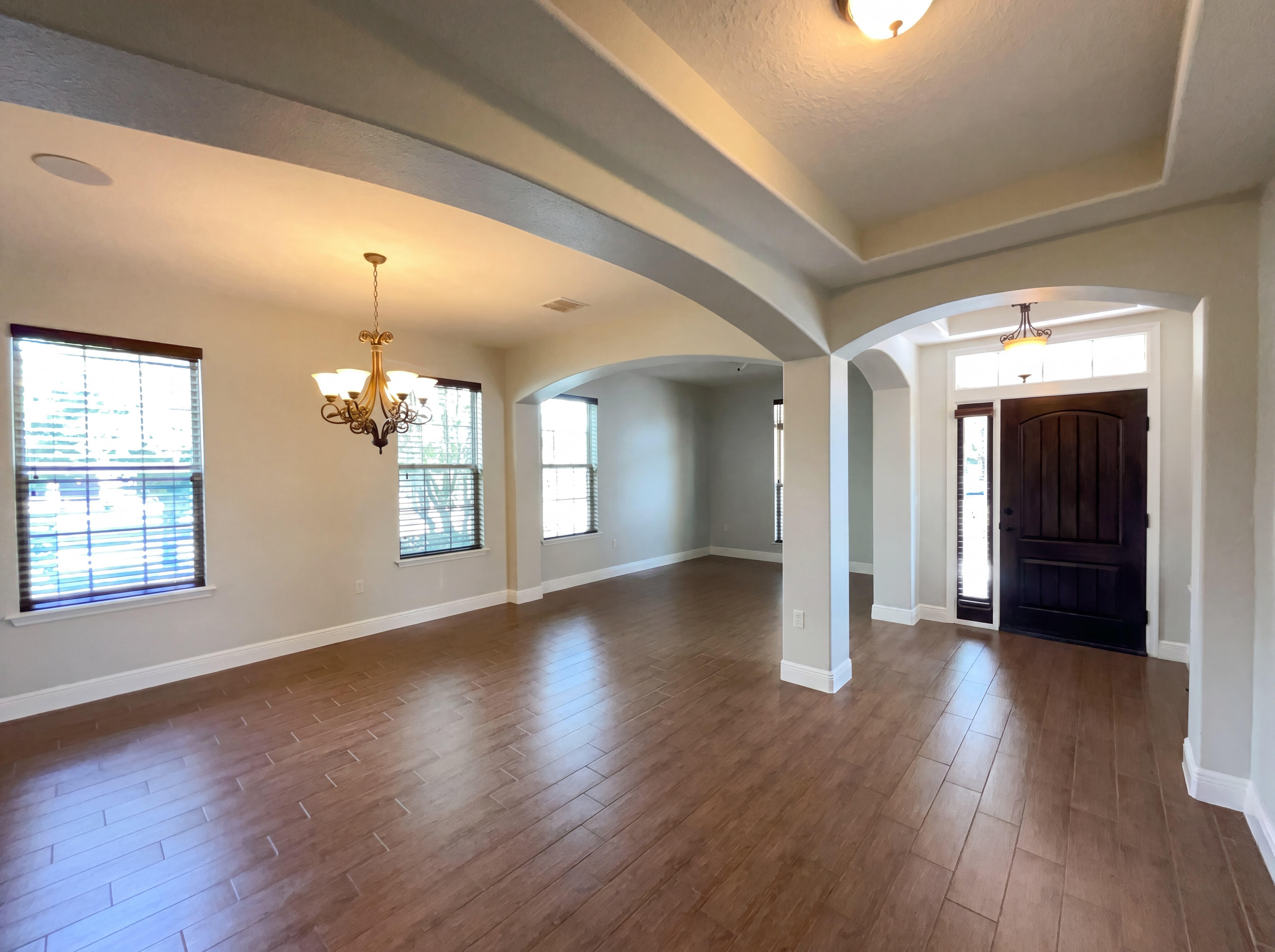 Photo 9 of 52 of 8715 Quiet Meadows Trl, Windermere, FL