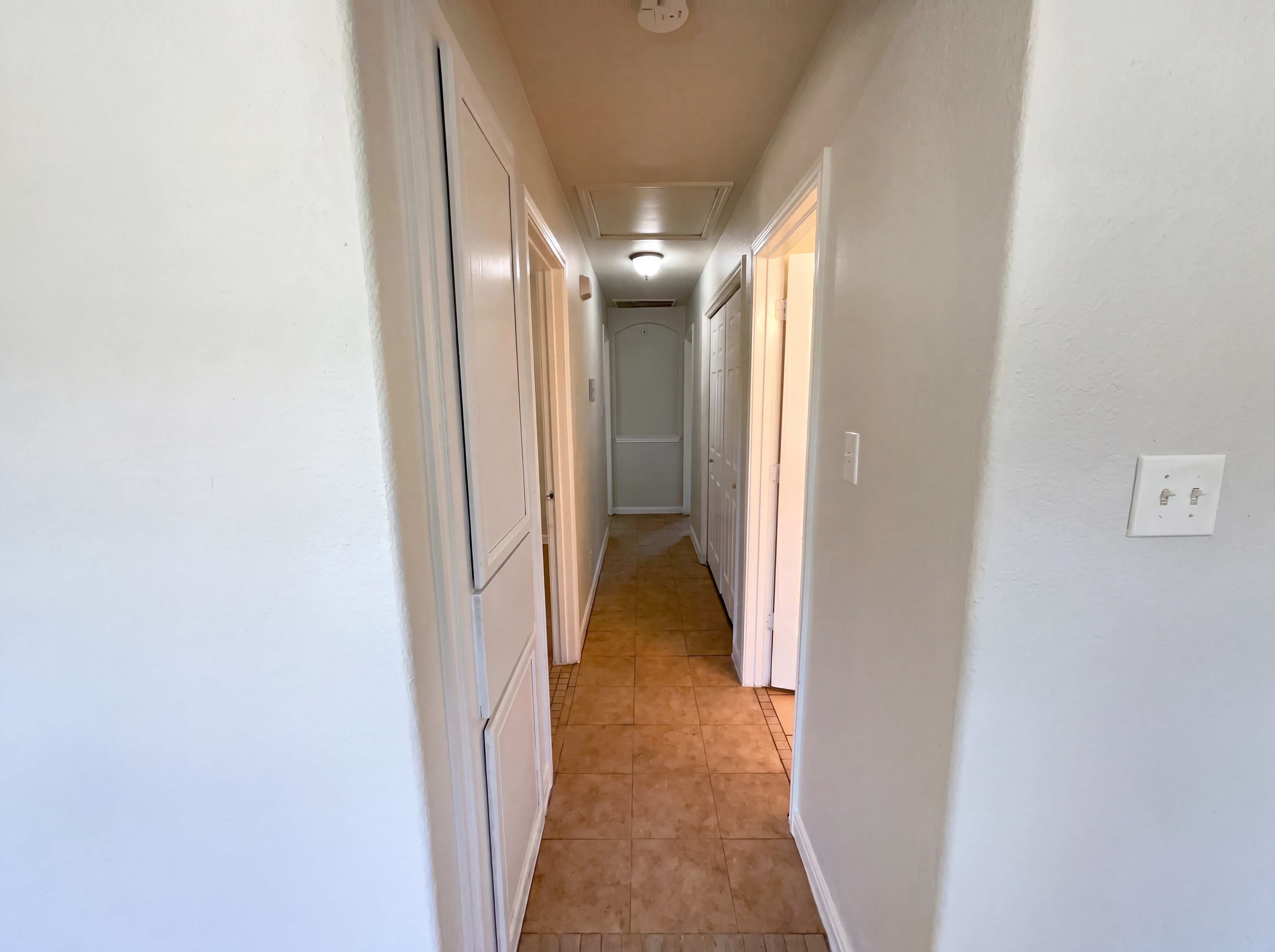 Photo 8 of 17 of 236 Lawton St, San Antonio, TX