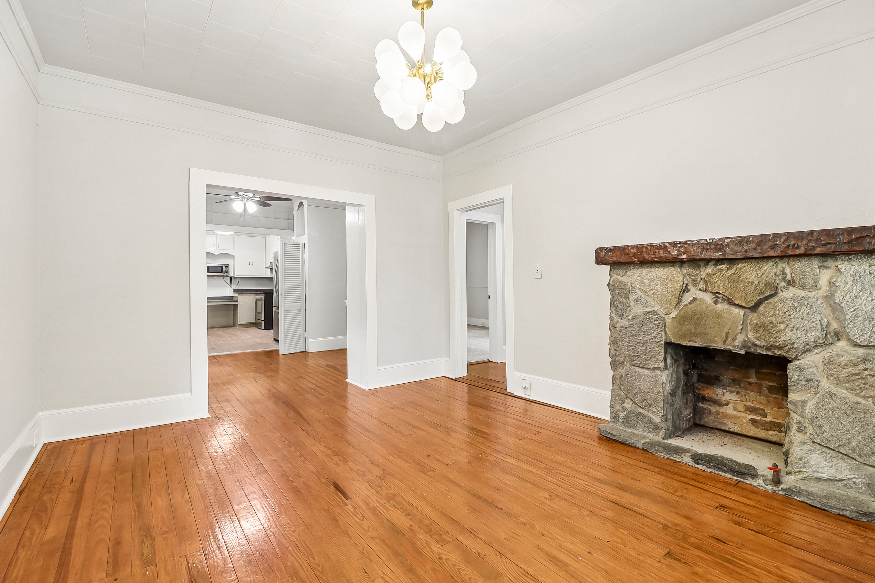 Photo 14 of 27 of 130 Lancaster St, Chester, SC