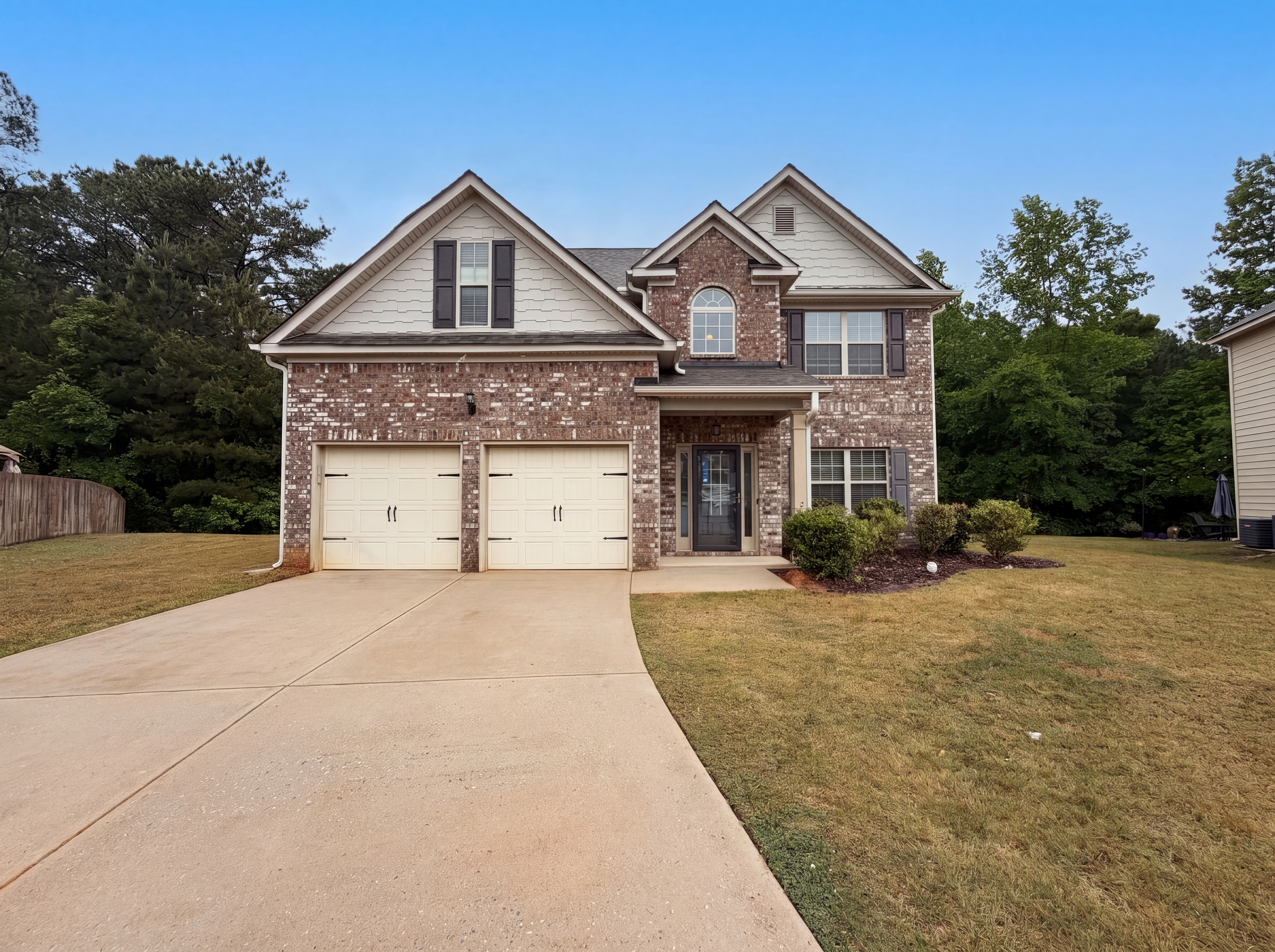 Photo 13 of 19 of 2627 Glenbrook Ln, Conyers, GA