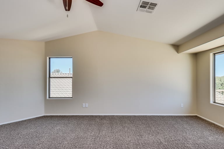 Photo 19 of 35 - 472 W Love Rd, San Tan Valley, AZ 85143