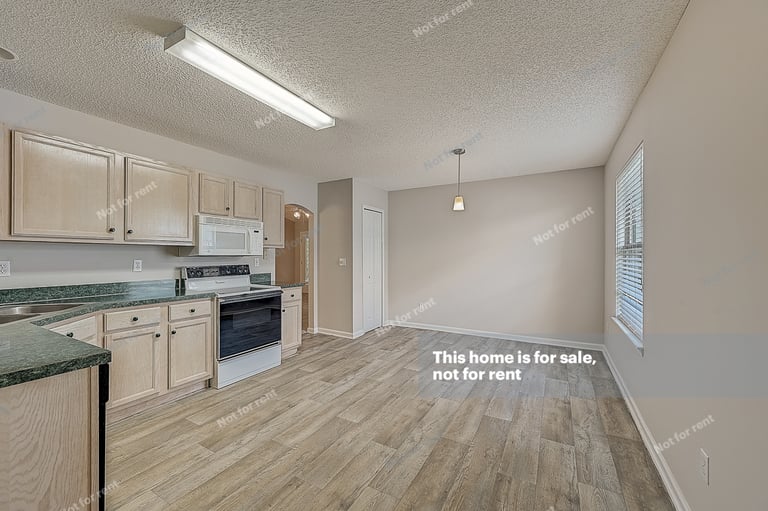 Photo 4 of 30 - 1491 Beecher Ln, Orange Park, FL 32073
