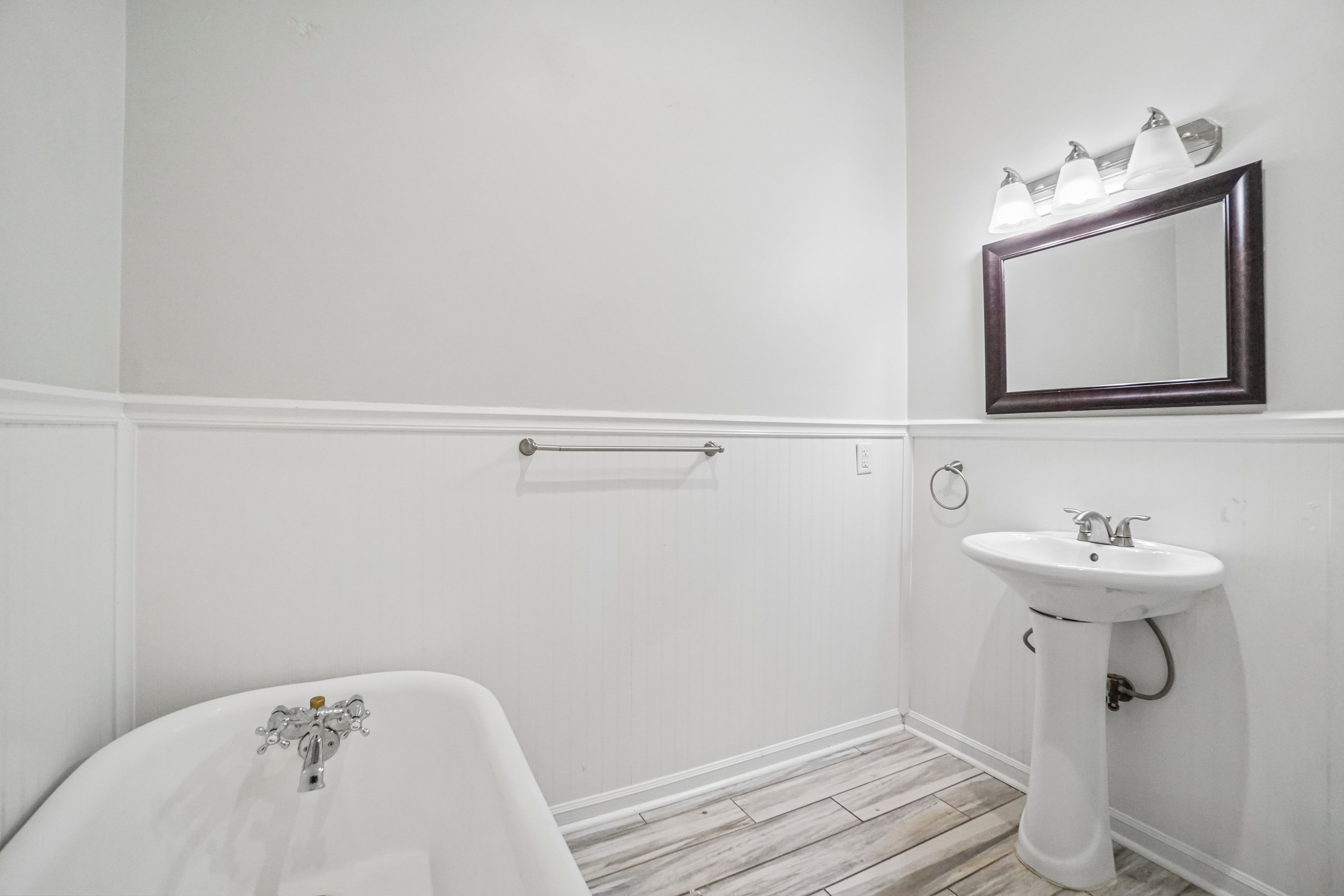 Photo 35 of 63 of 5609 Executive Dr, New Port Richey, FL