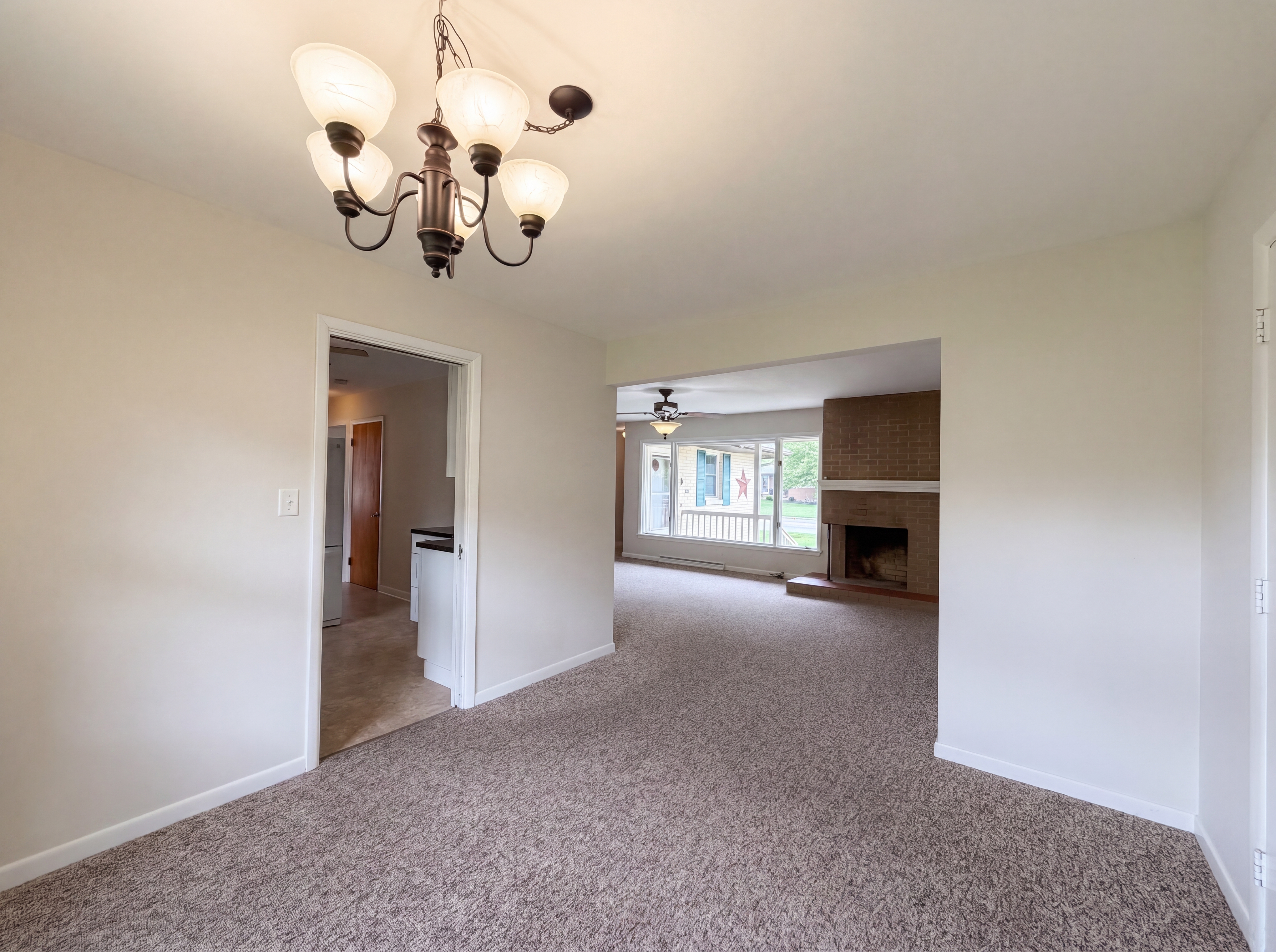 Photo 7 of 32 of 325 Kanawha Rd, Lancaster, OH