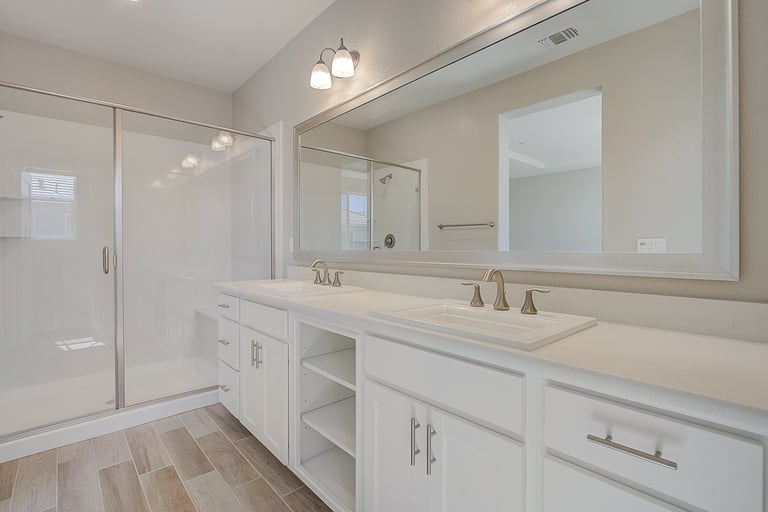 Photo 8 of 30 - 1914 Herrera Dr, Woodland, CA 95776