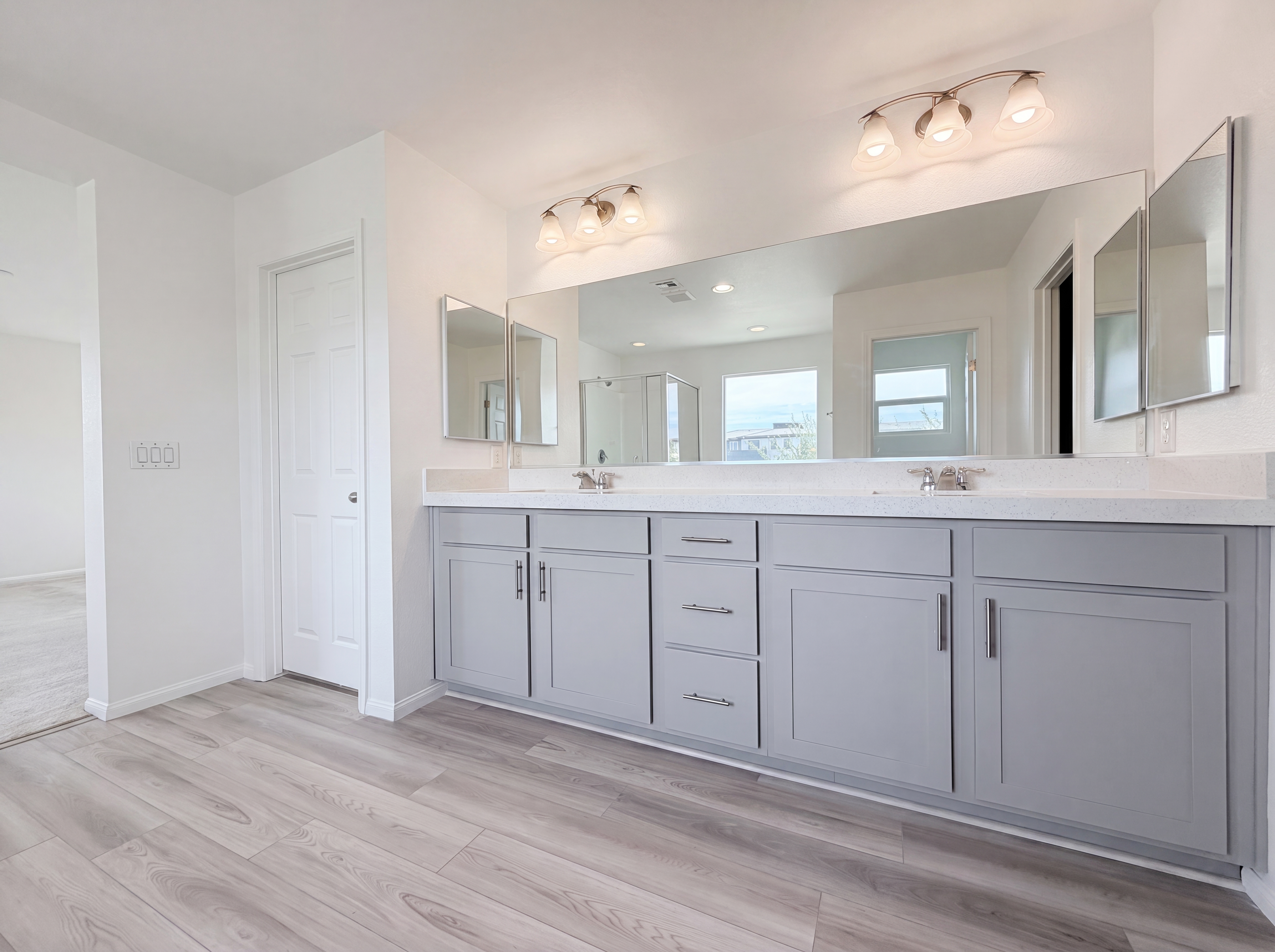 Photo 11 of 46 of 1561 Redolence Ave, North Las Vegas, NV