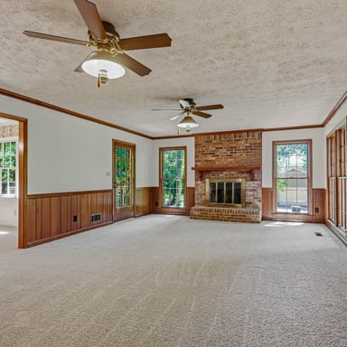 Property photo 3 of 585 Buckeye Cir SE