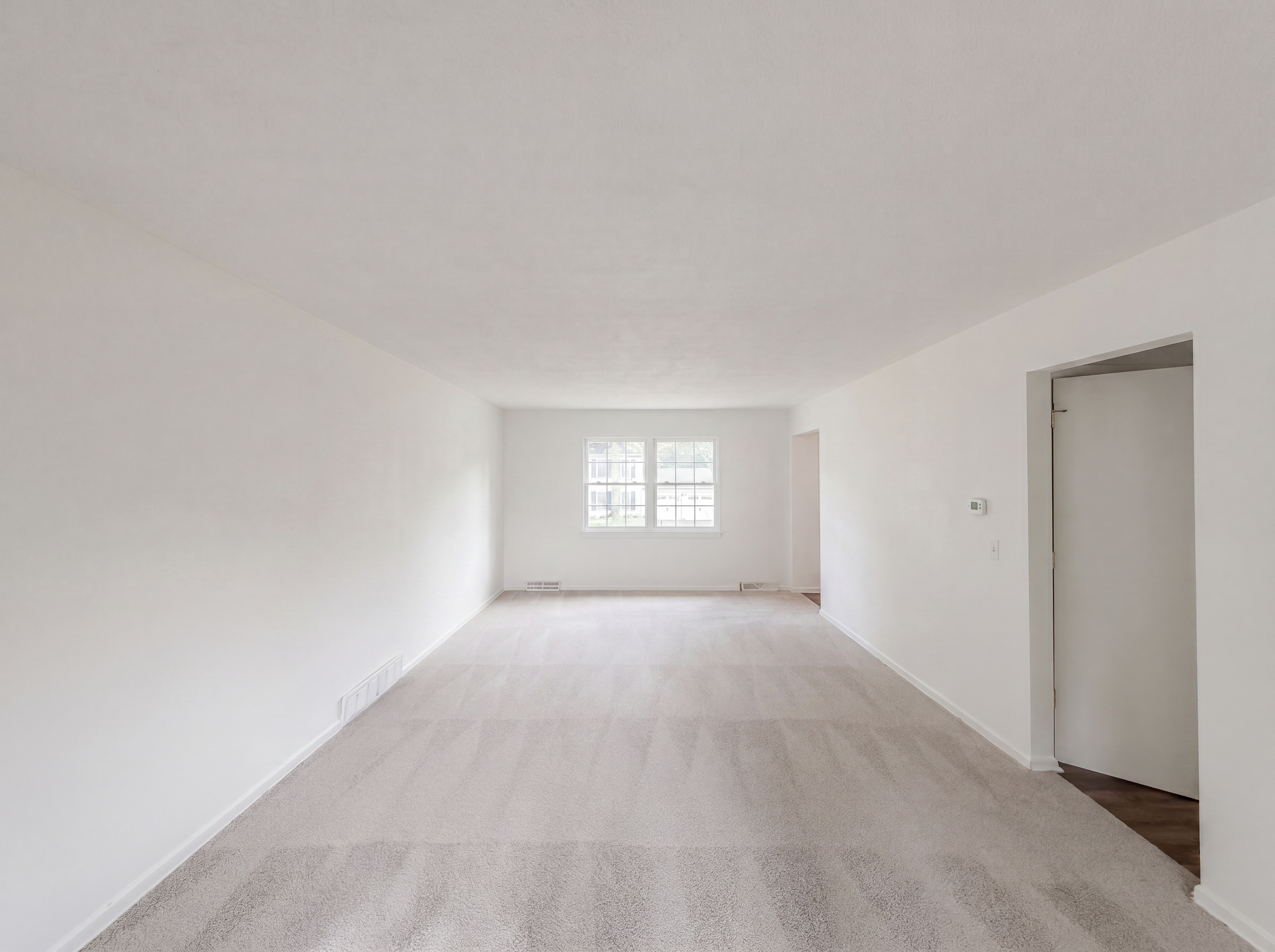 Photo 8 of 19 of 5243 N Lydia Ave, Kansas City, MO