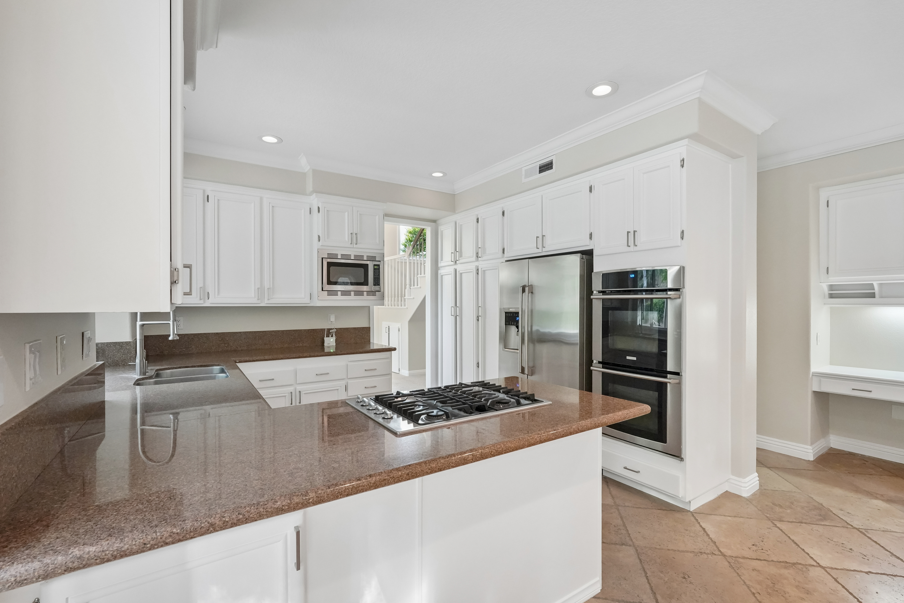 Photo 2 of 30 of 3810 San Antonio Rd, Yorba Linda, CA