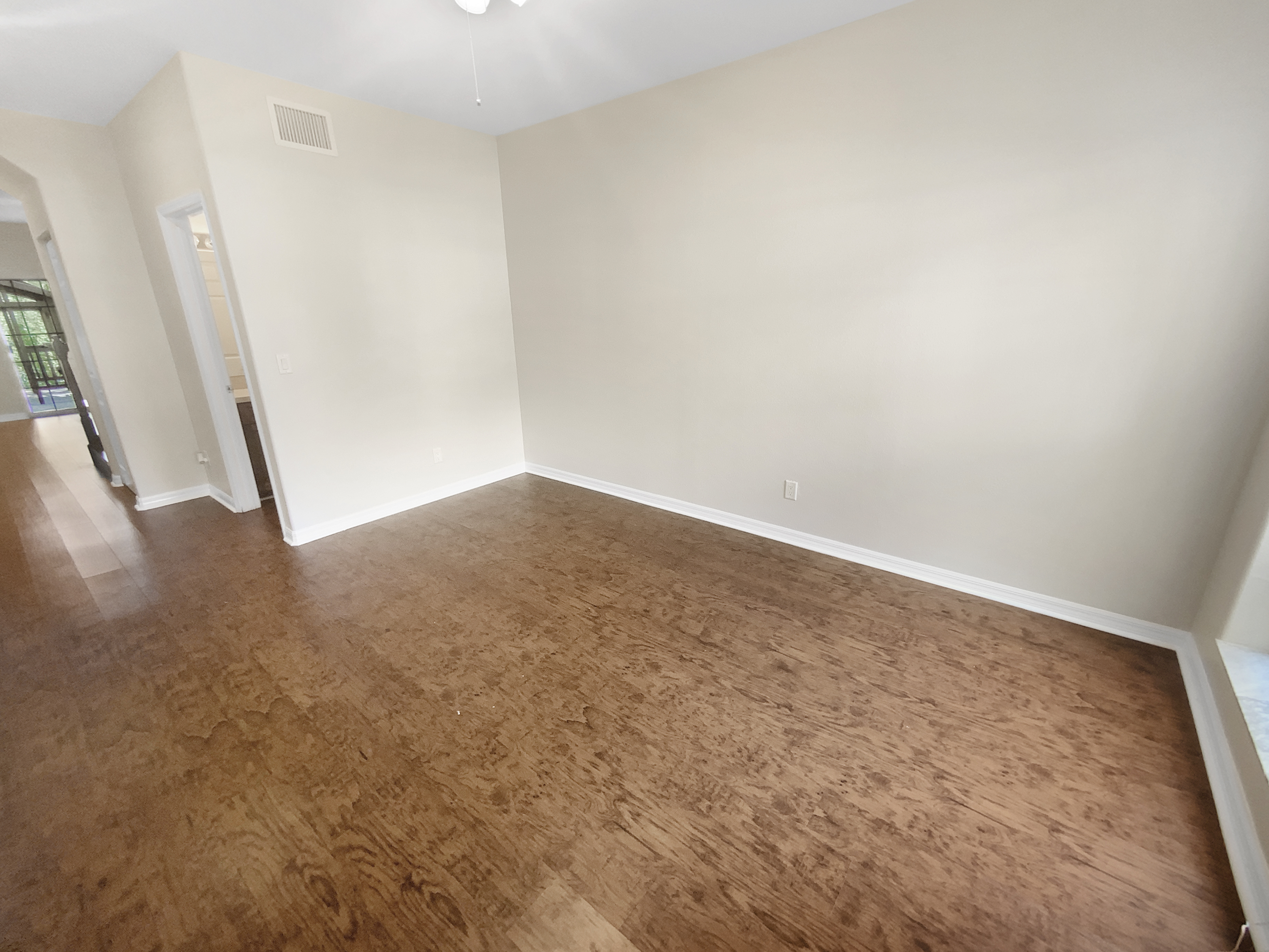Photo 6 of 32 of 915 Woodbridge Ct, Safety Harbor, FL