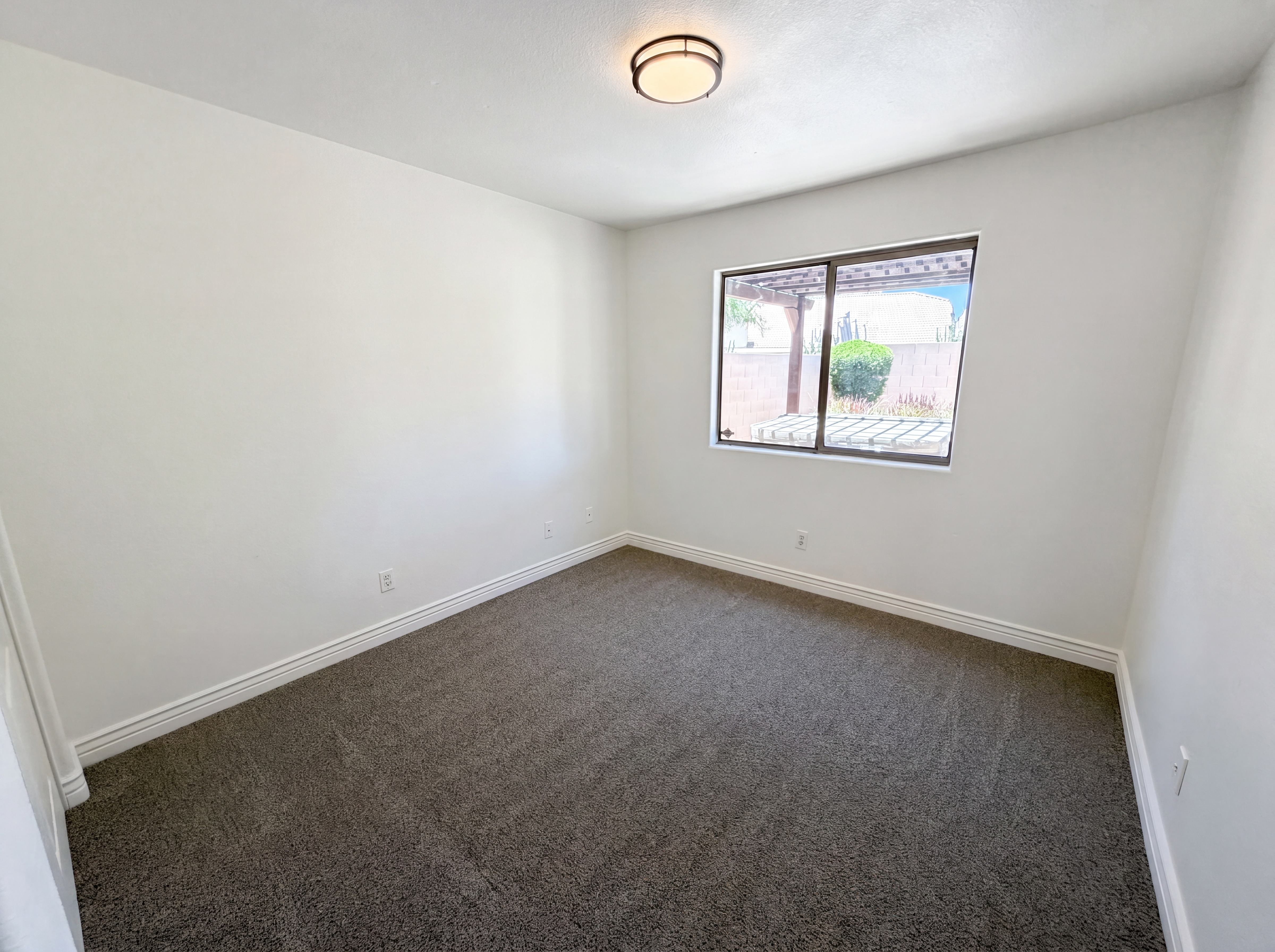 Photo 4 of 21 of 96 S Monterey St, Gilbert, AZ