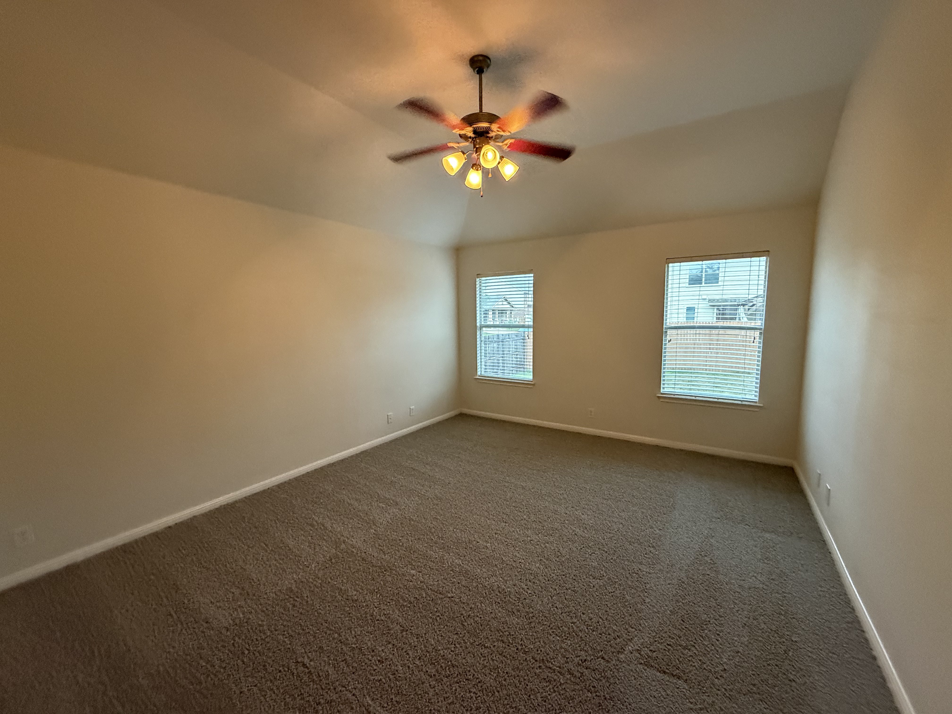 Photo 13 of 29 of 19217 Mangan Way, Pflugerville, TX