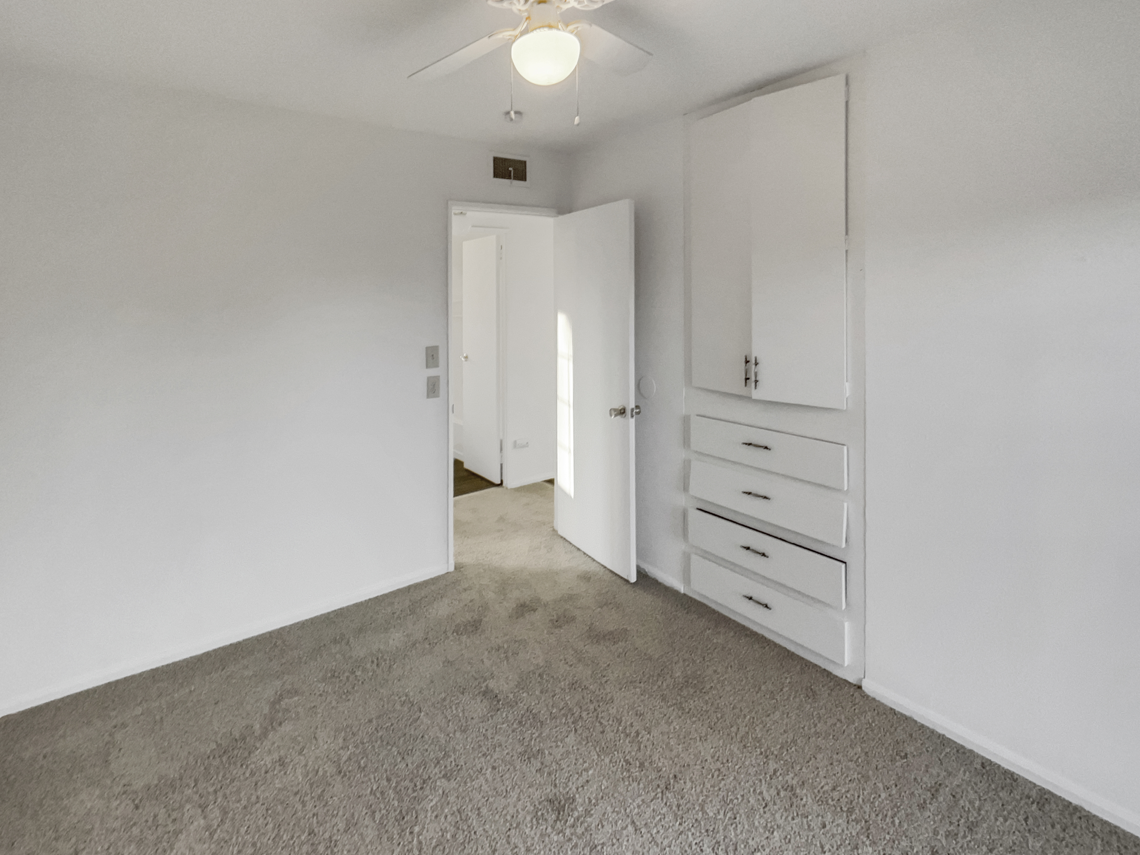 Photo 11 of 17 of 1204 Rockwood Ave, Colorado Springs, CO