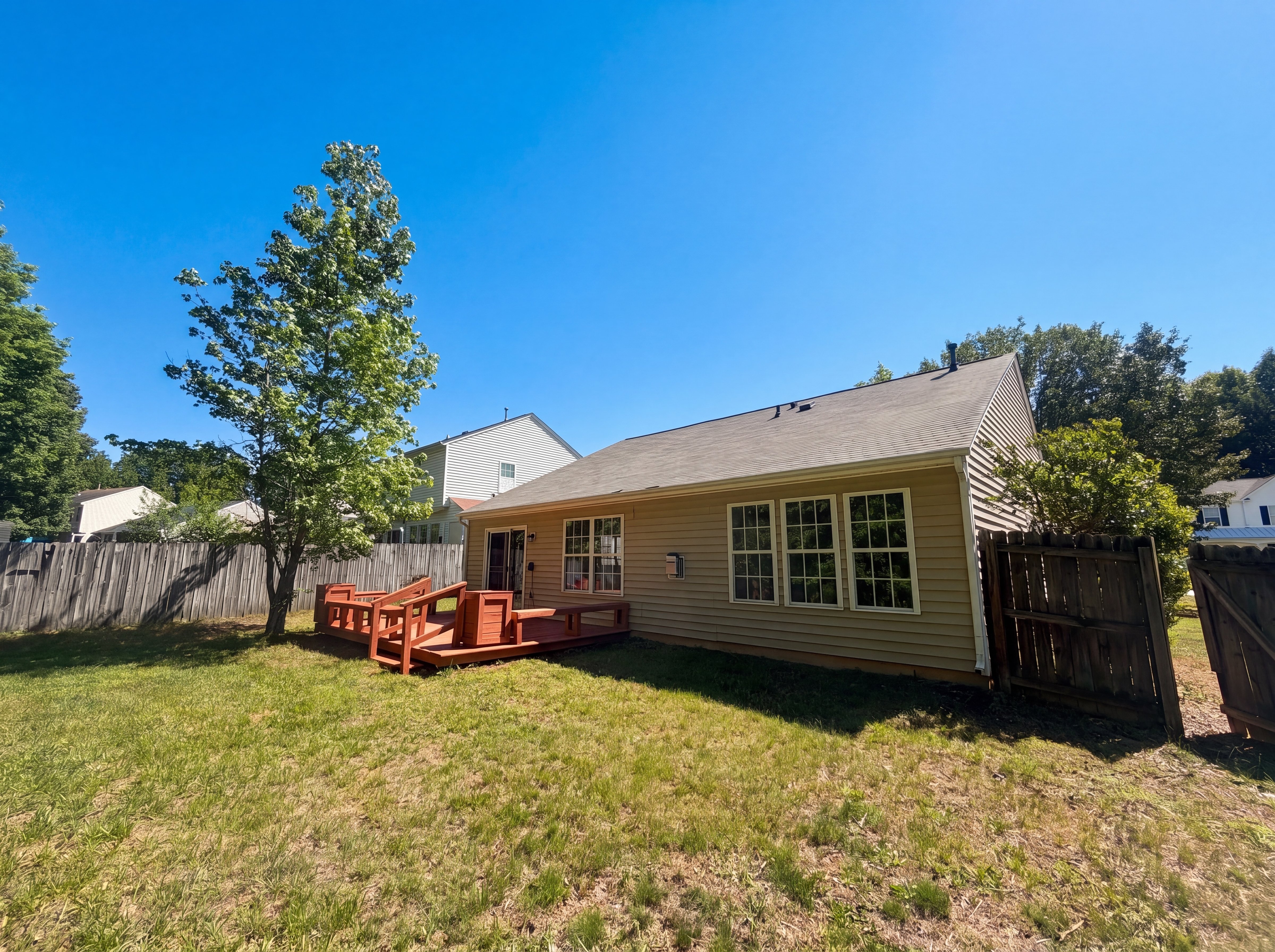 Photo 5 of 21 of 4234 Nestleway Ct, Greensboro, NC