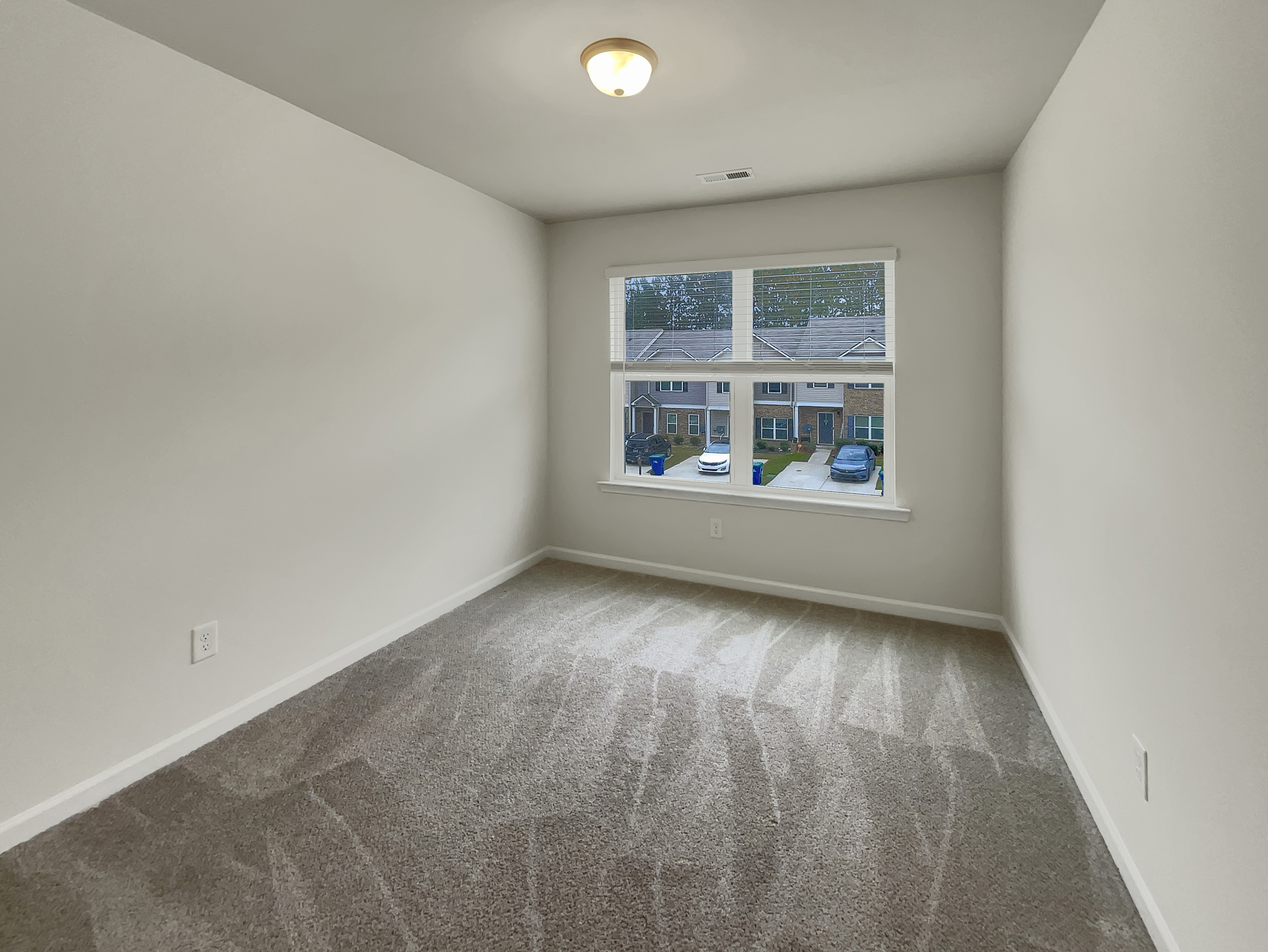 Photo 20 of 23 of 6077 Oakley Rd, Union City, GA