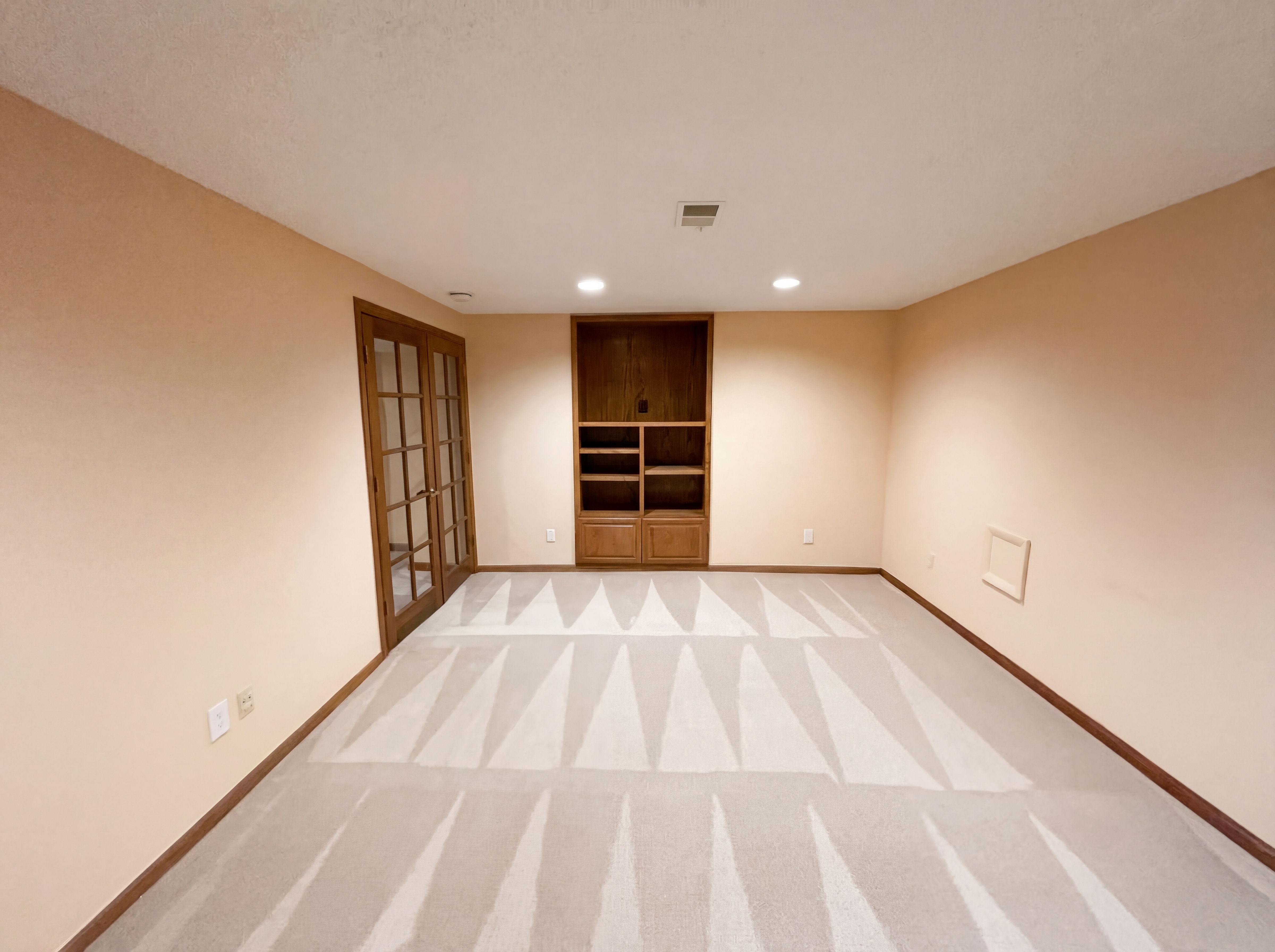 Photo 12 of 23 of 3075 E Long Cir S, Centennial, CO