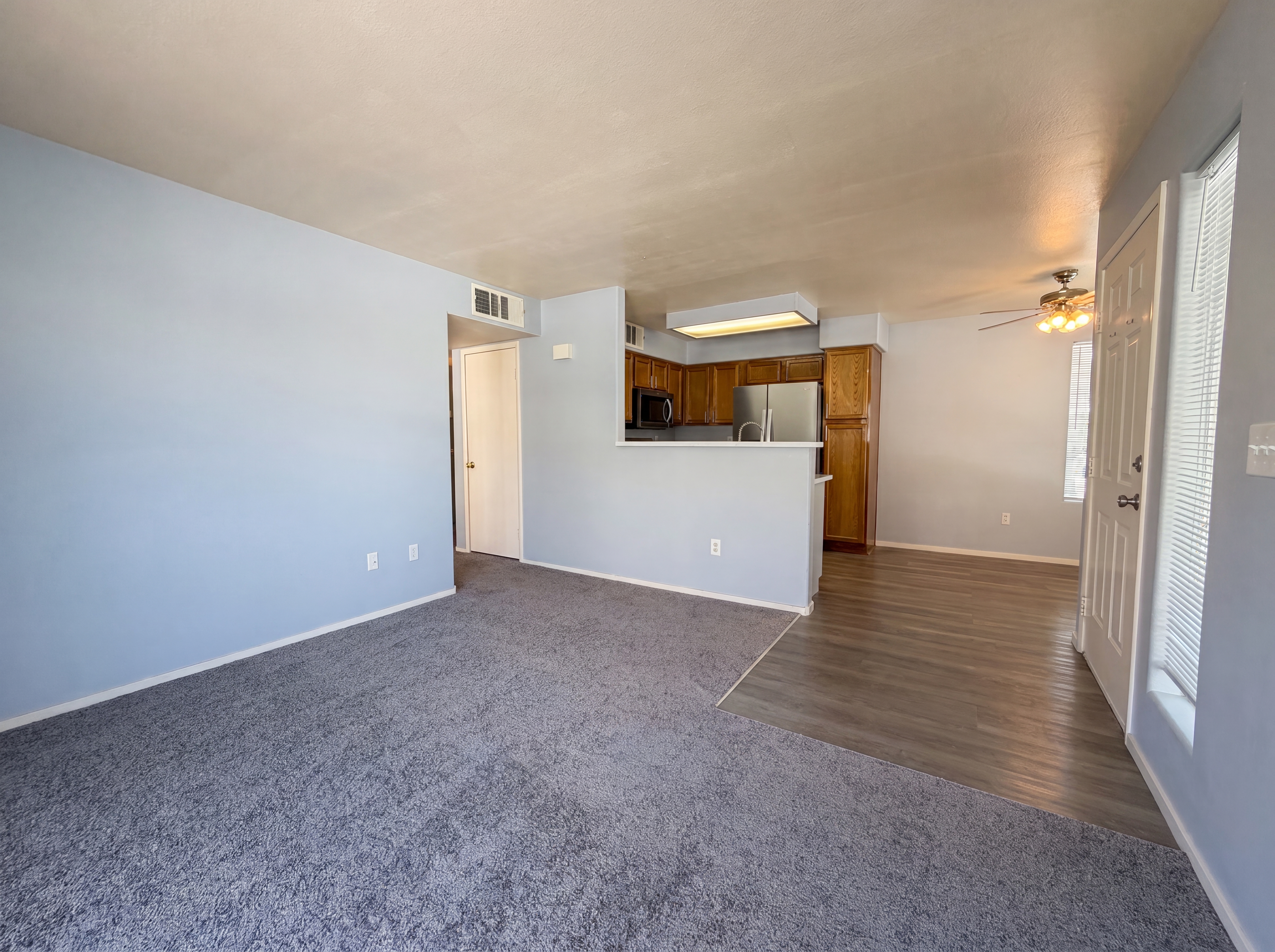 Photo 7 of 23 of 3087 Key Largo Dr, Las Vegas, NV