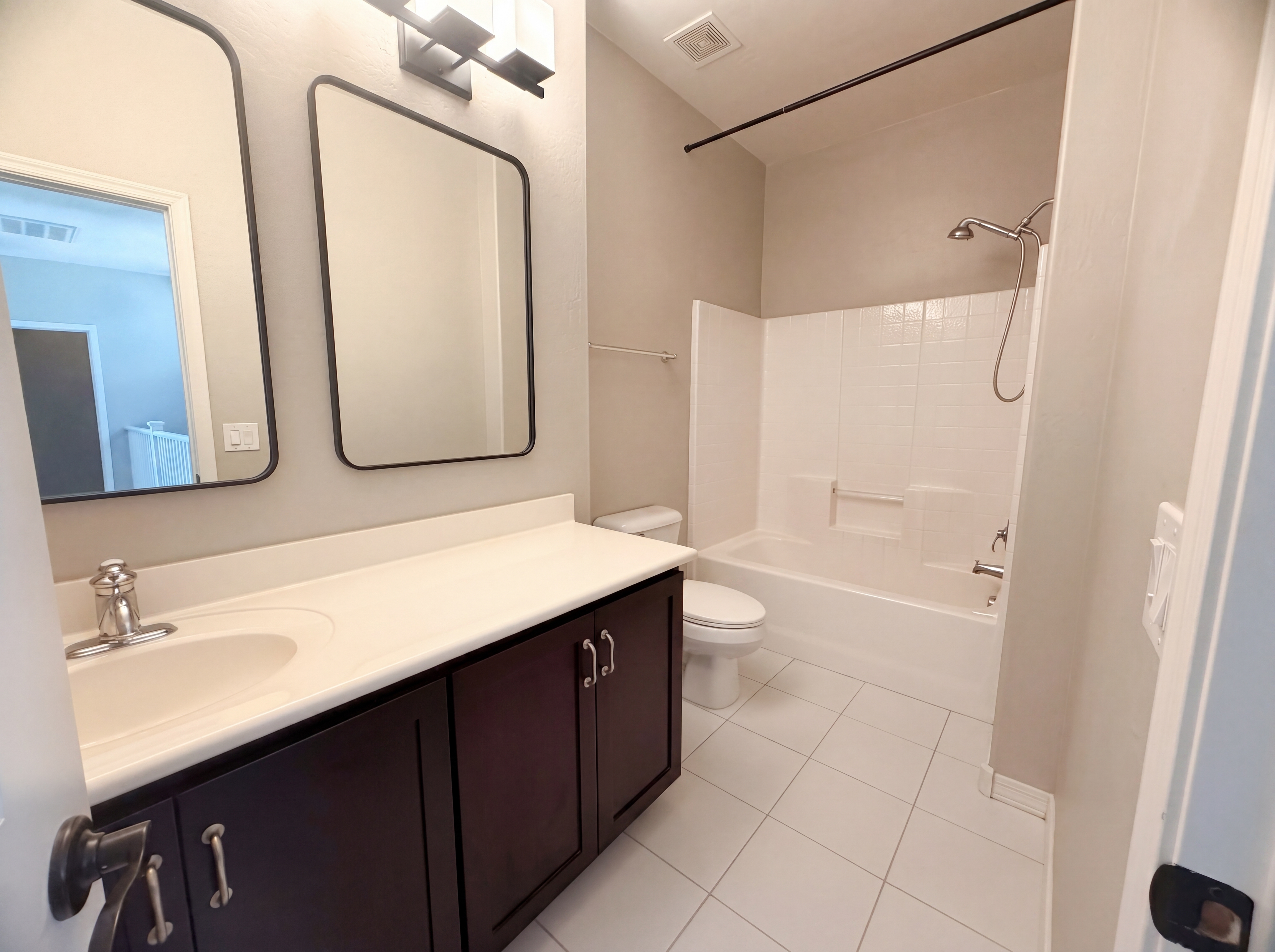 Photo 6 of 18 of 1729 S Desert View Pl, Apache Junction, AZ