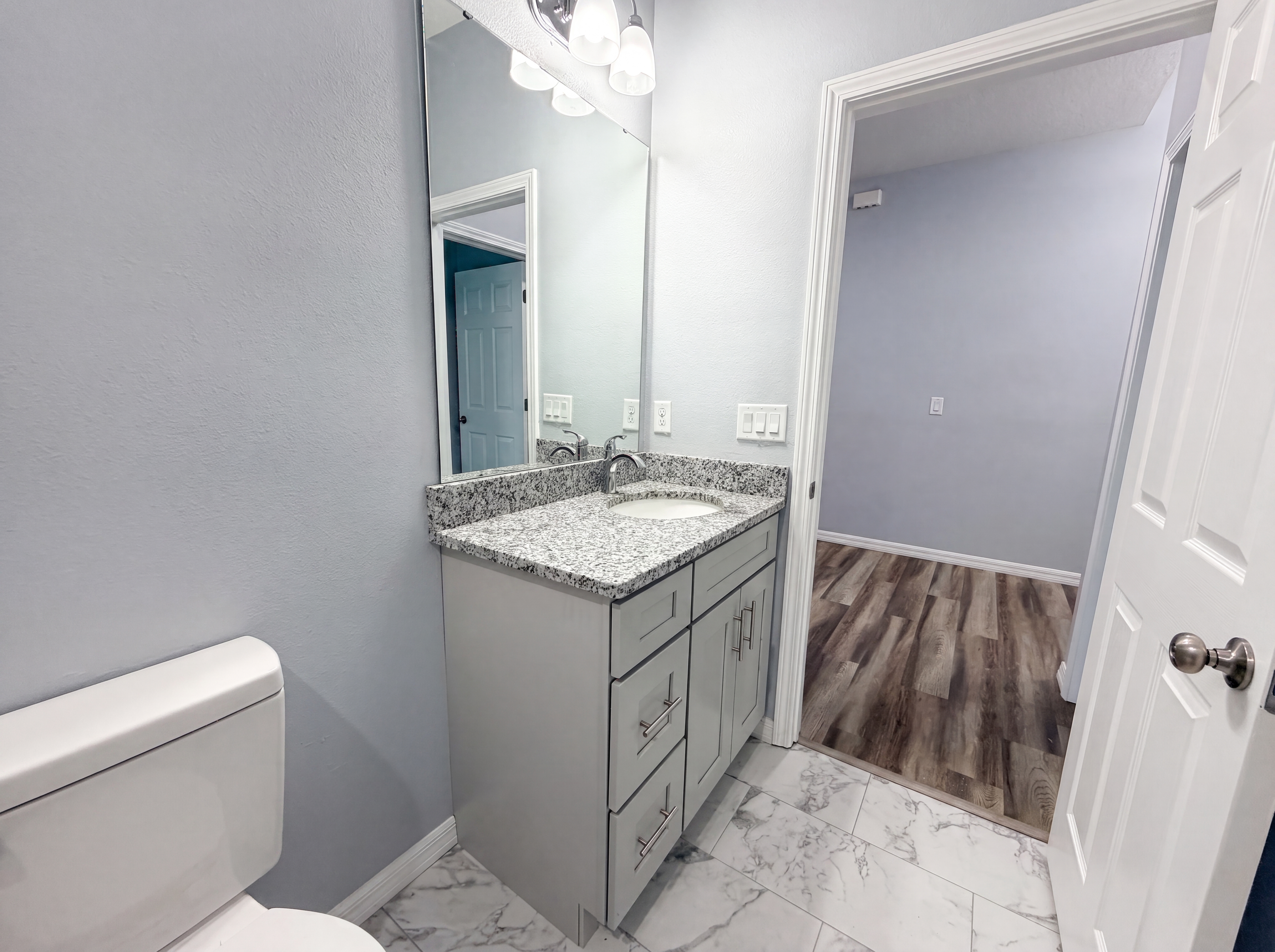 Photo 17 of 27 of 1013 W 11th St, Sanford, FL