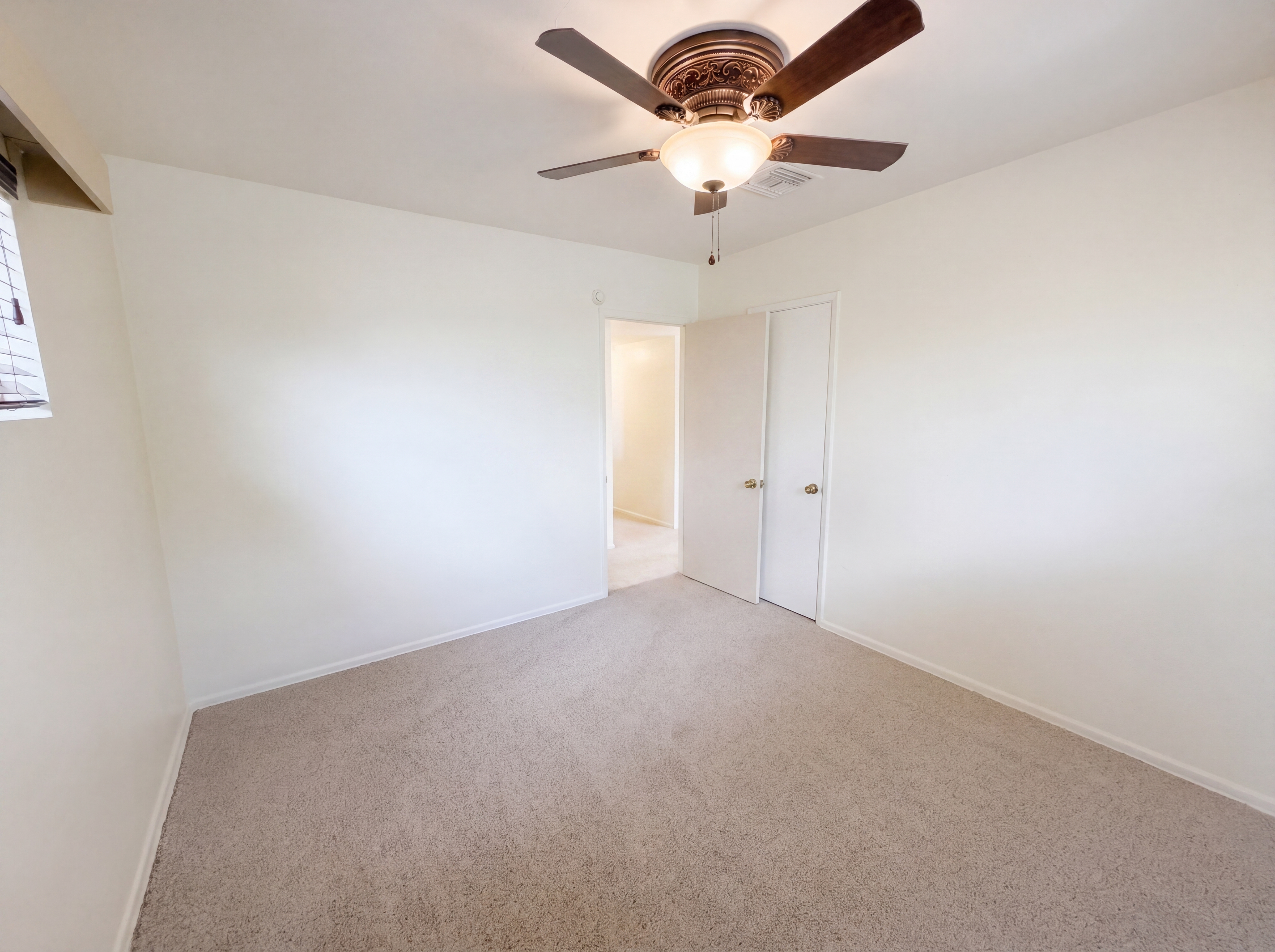 Photo 8 of 25 of 6611 E Julia St, Tucson, AZ