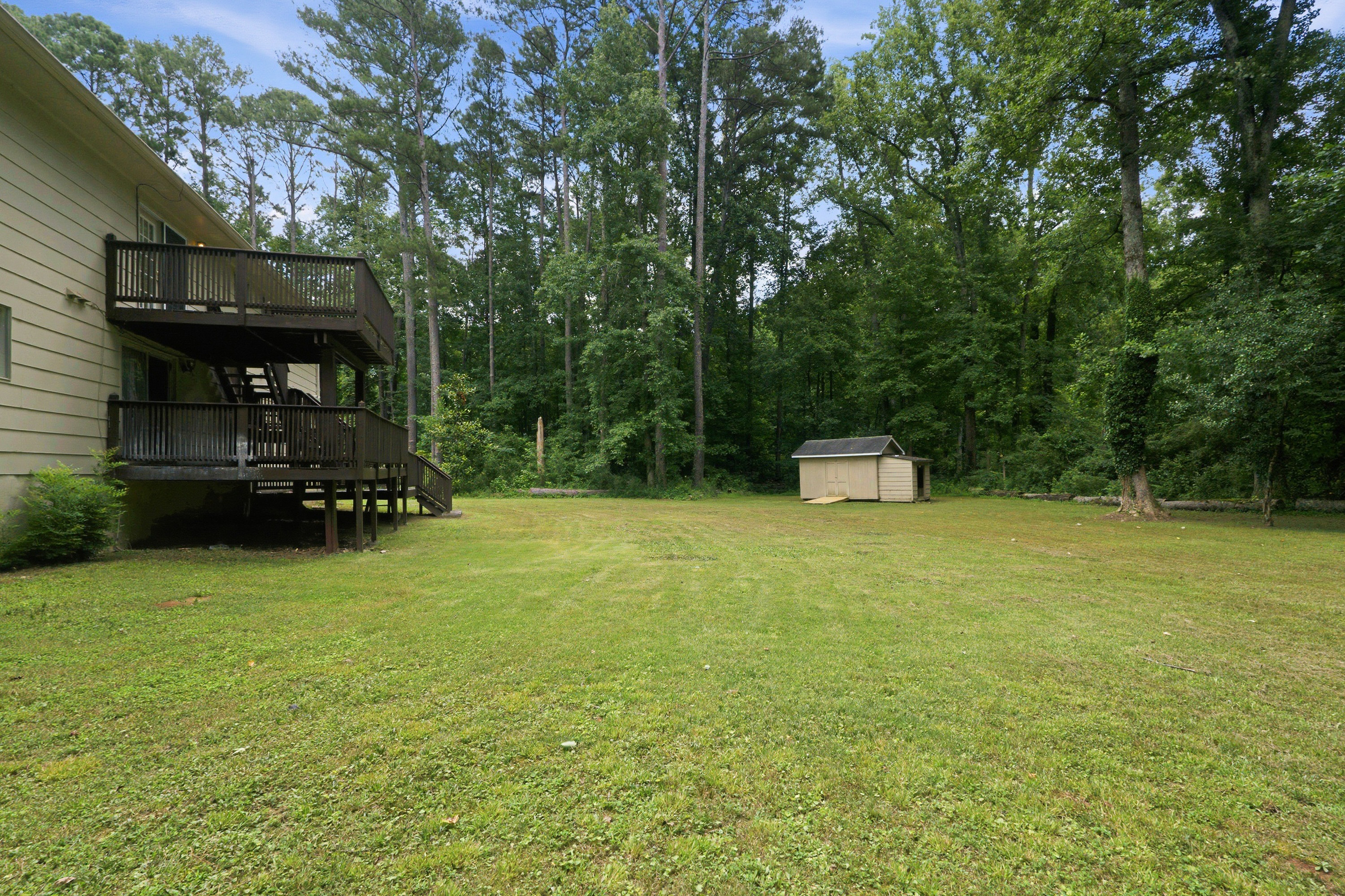 Photo 41 of 46 of 639 Cedrick Ln, Stone Mountain, GA
