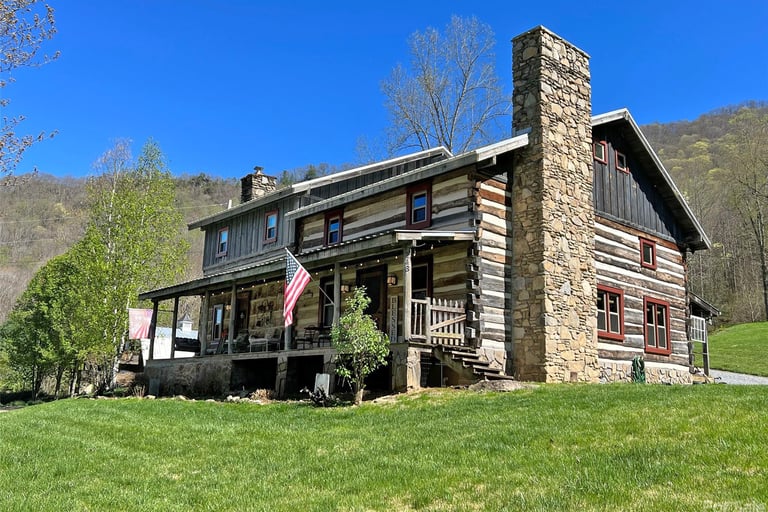 146 Gentry Farm Dr, Hot Springs, NC 28743 Opendoor