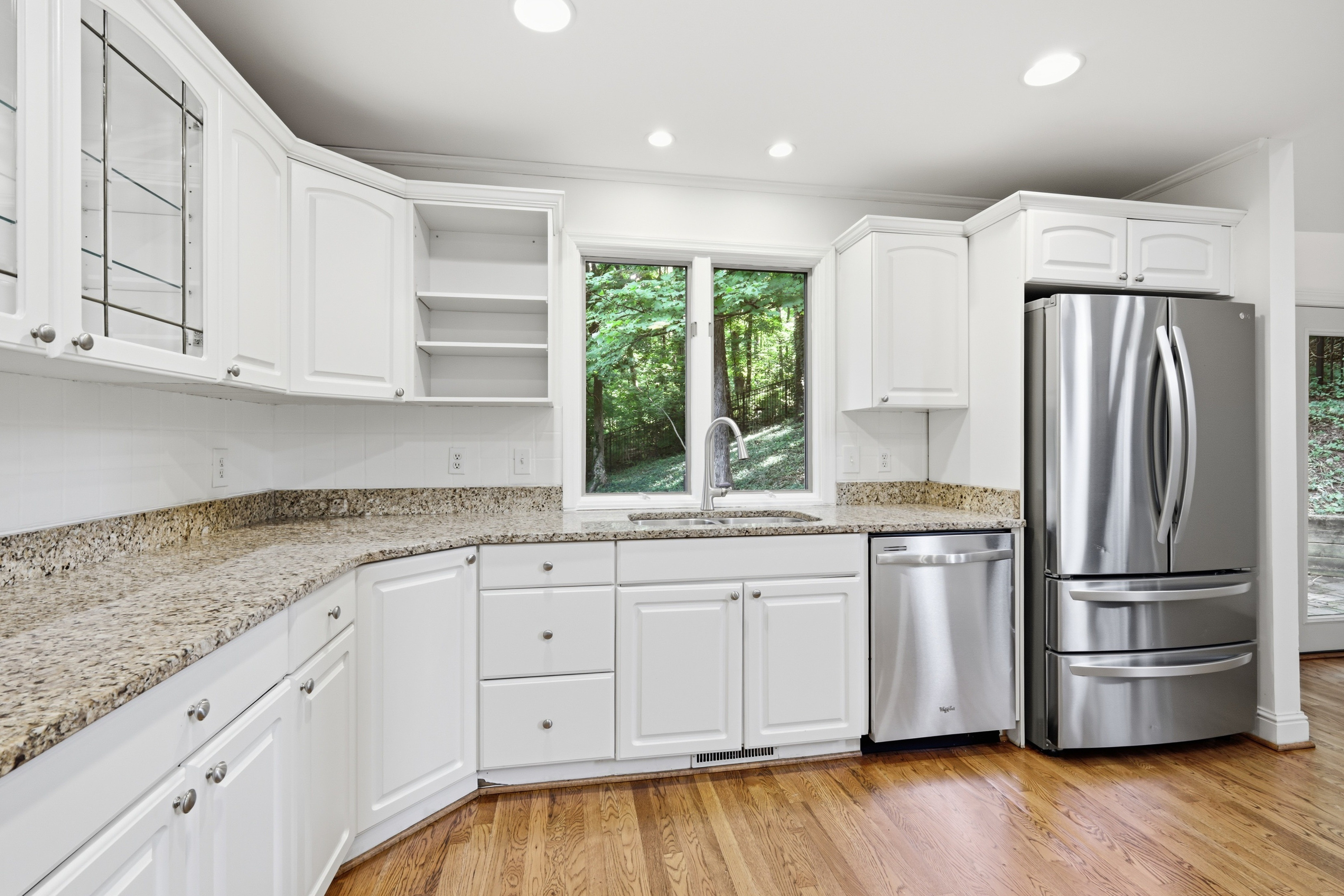 Photo 47 of 84 of 7030 Willowick Dr, Brentwood, TN