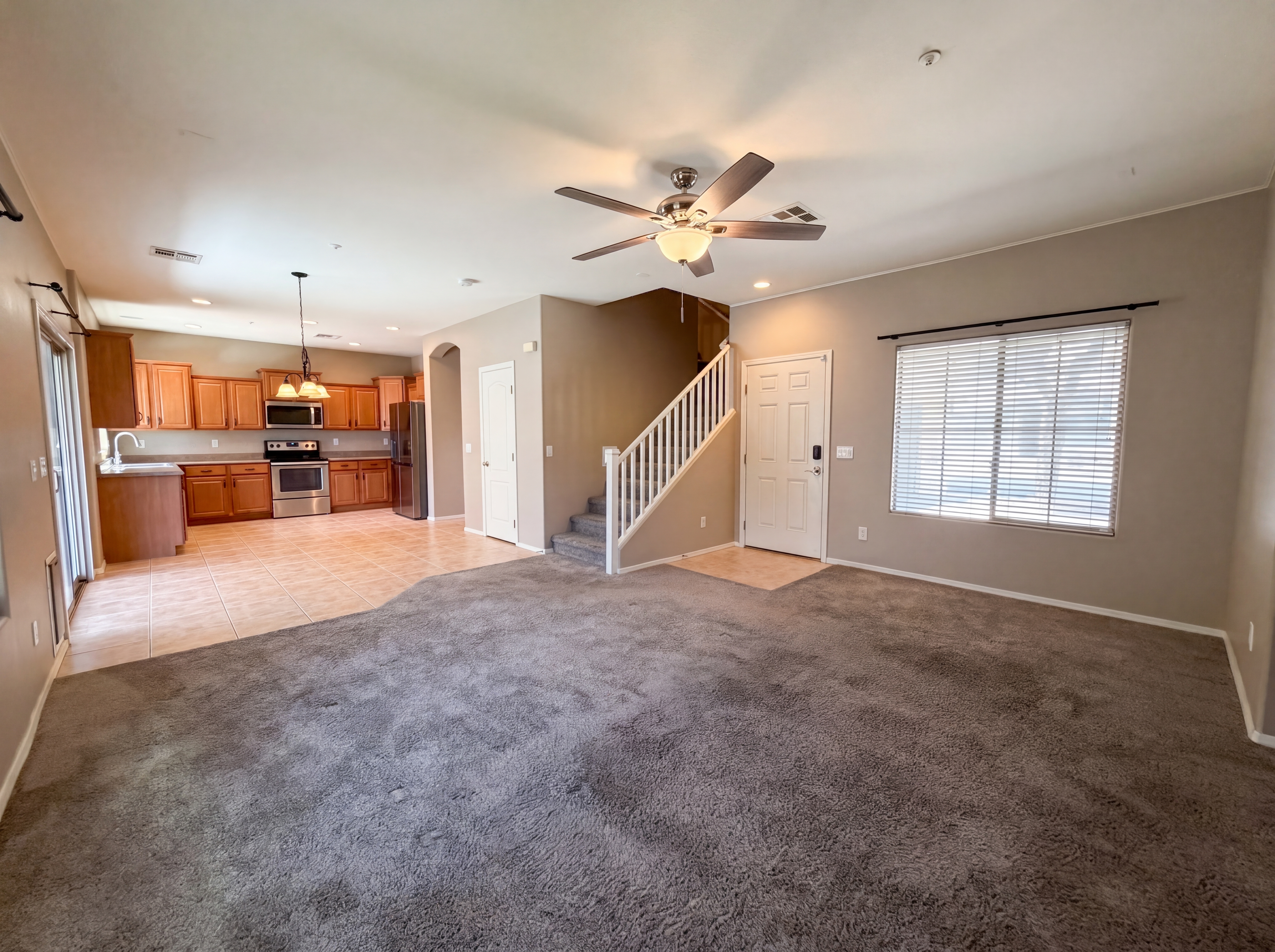 Photo 3 of 31 of 1565 E Hopkins Rd, Gilbert, AZ