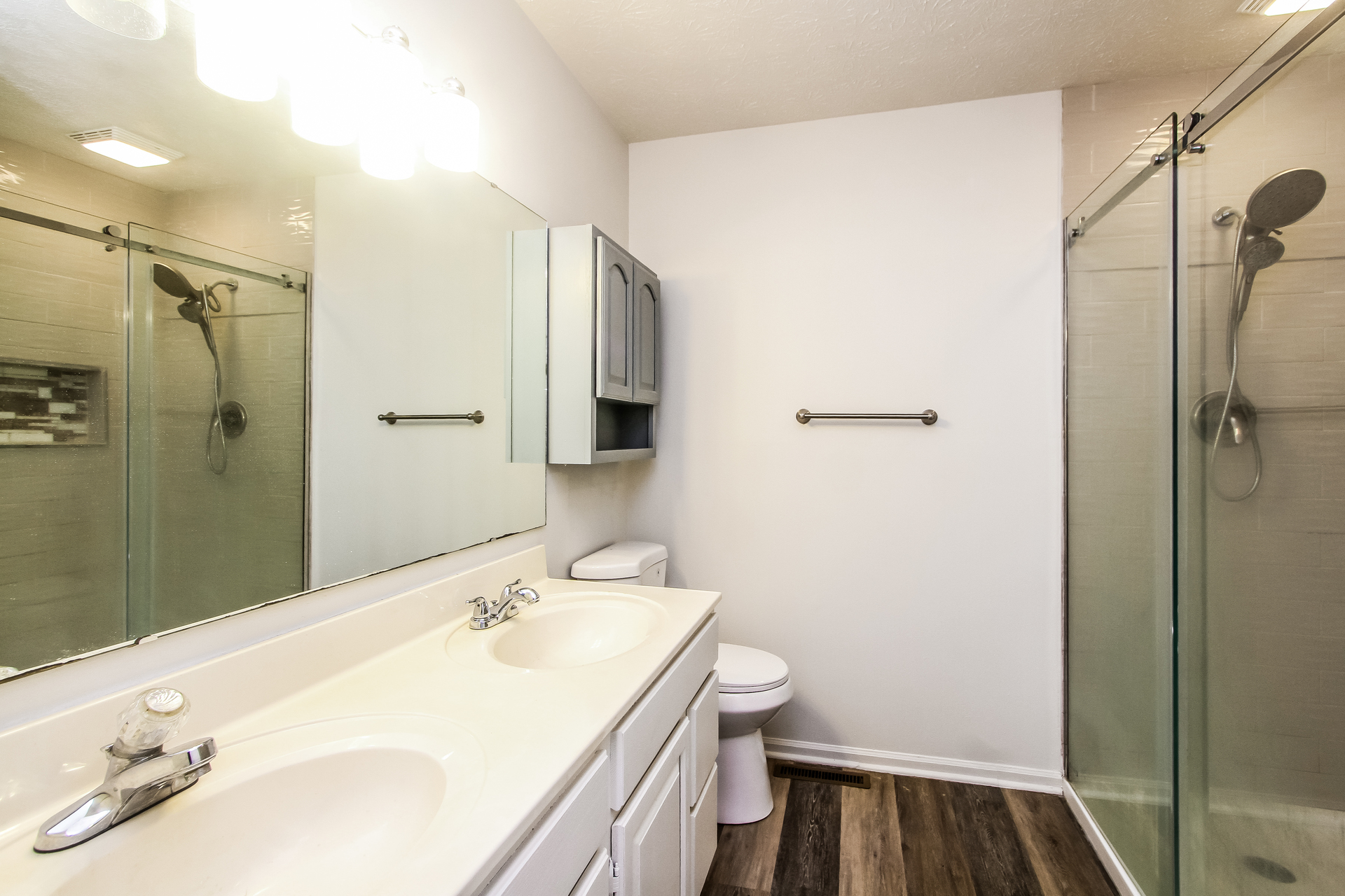 Photo 10 of 22 of 7641 Germander Ln, Indianapolis, IN