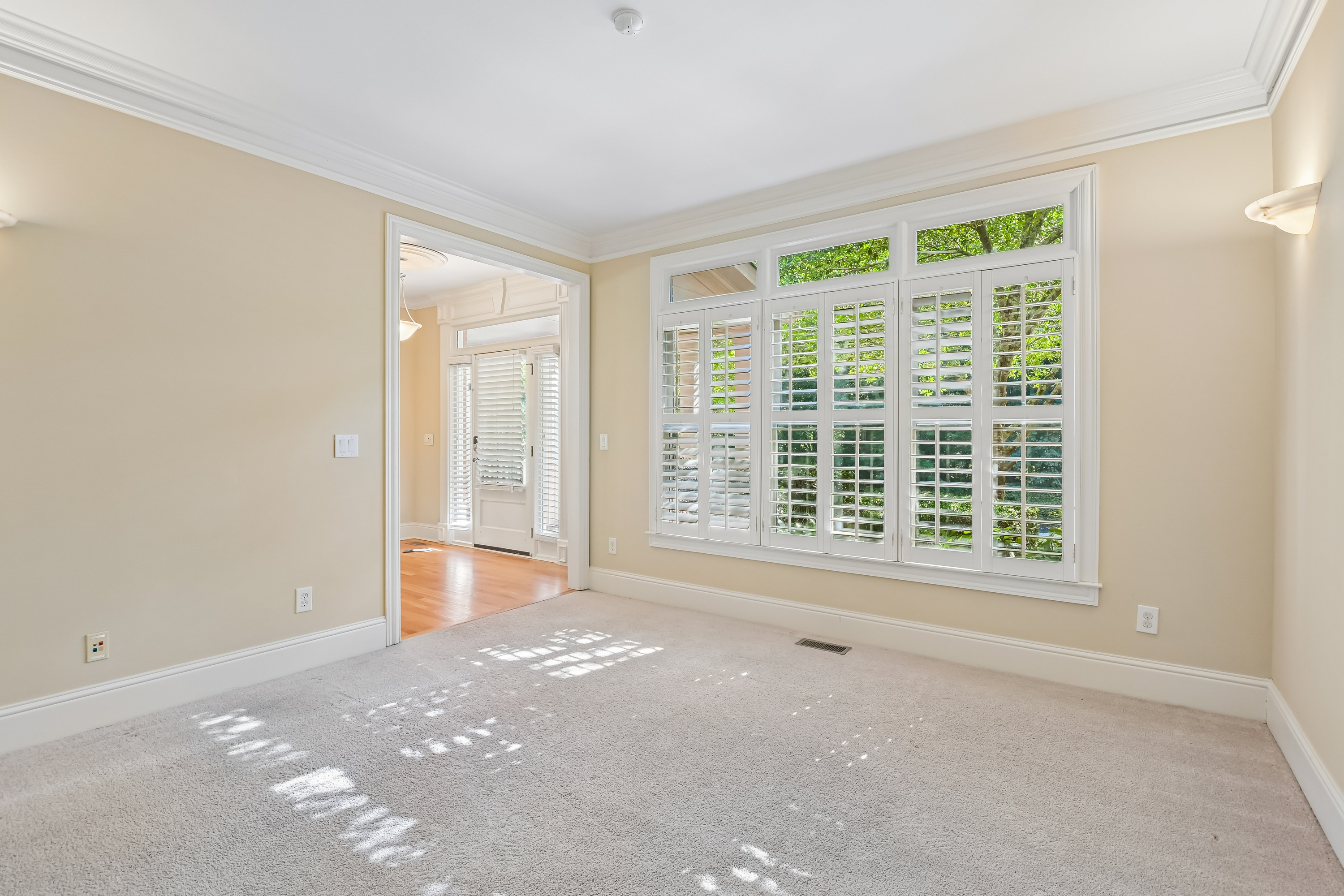 Photo 57 of 73 of 720 Barberry Dr, Alpharetta, GA