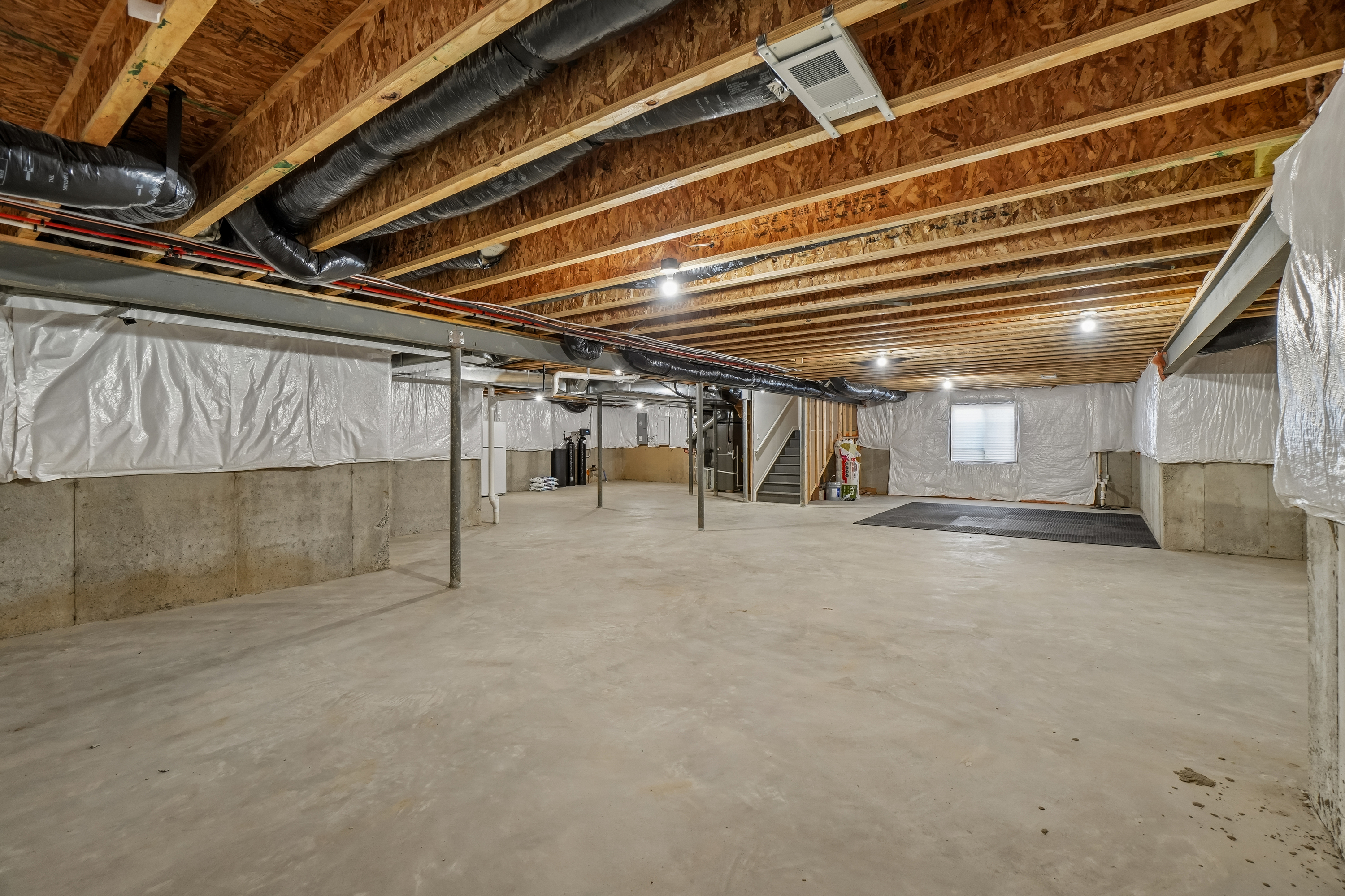 Photo 50 of 61 of 20942 Torbay Dr, Northville, MI