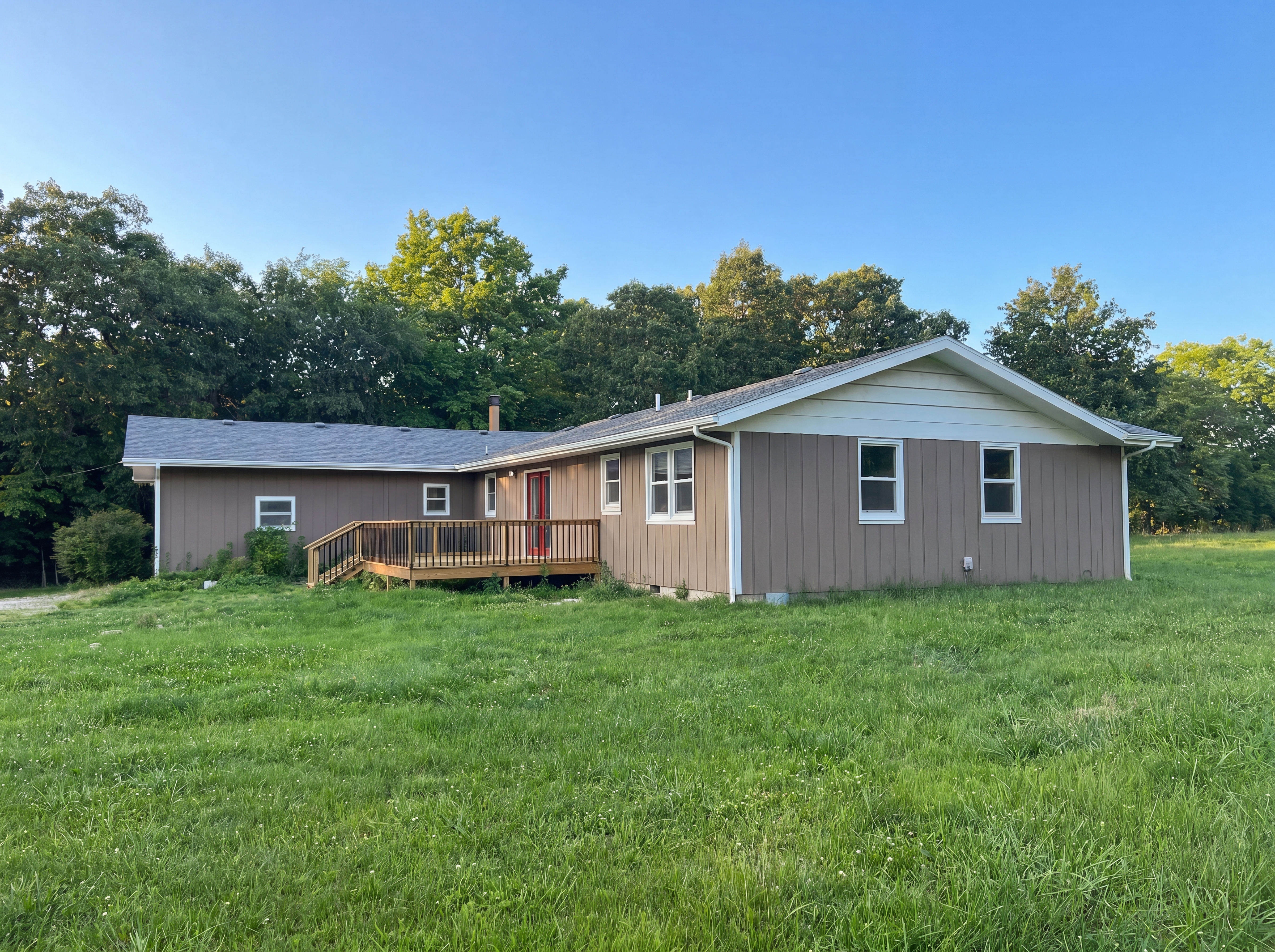 Photo 5 of 18 of 3440 Reed Rd, Rogersville, MO