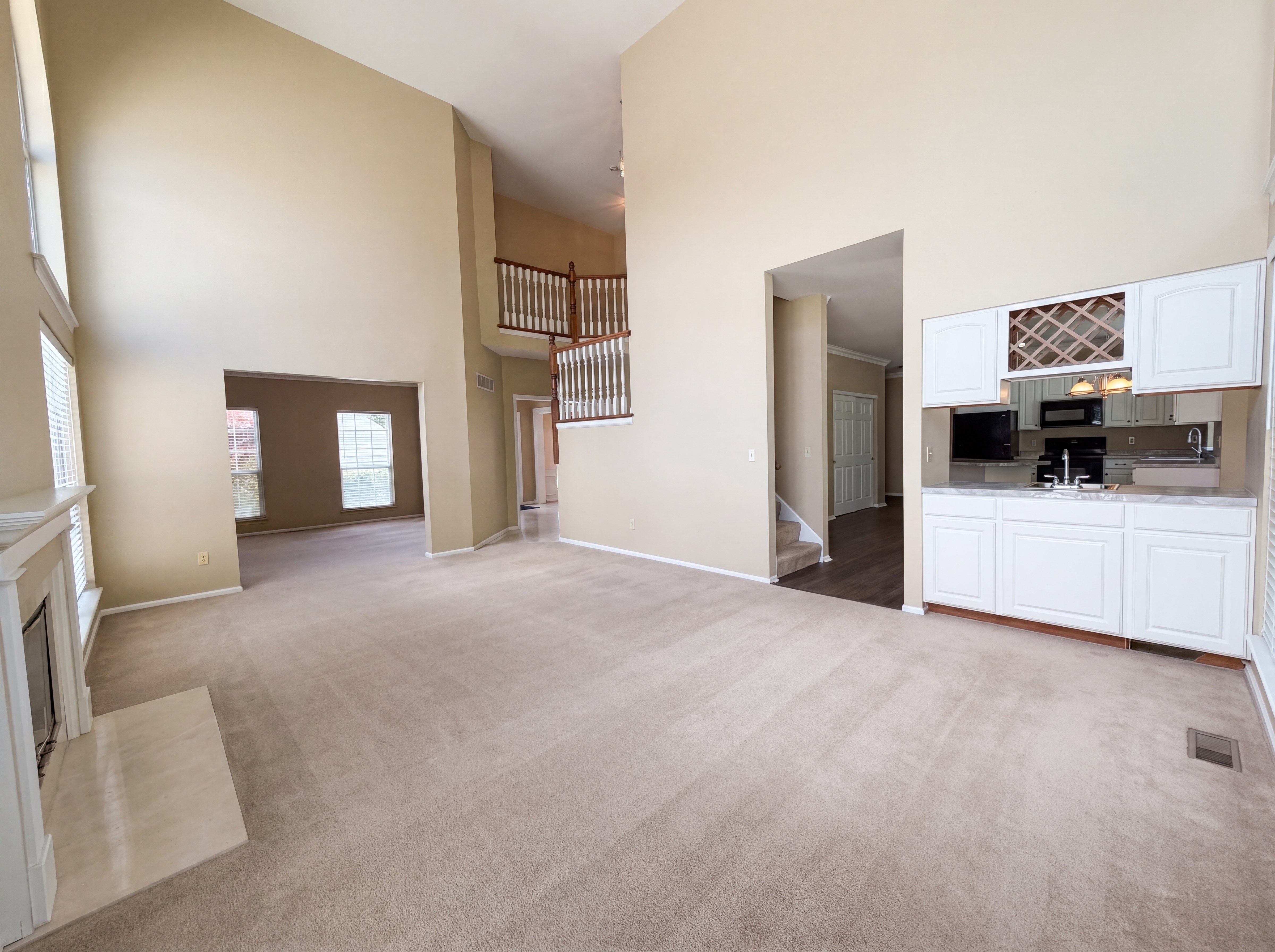 Photo 6 of 33 of 1311 Norwood Hills Dr, O Fallon, MO