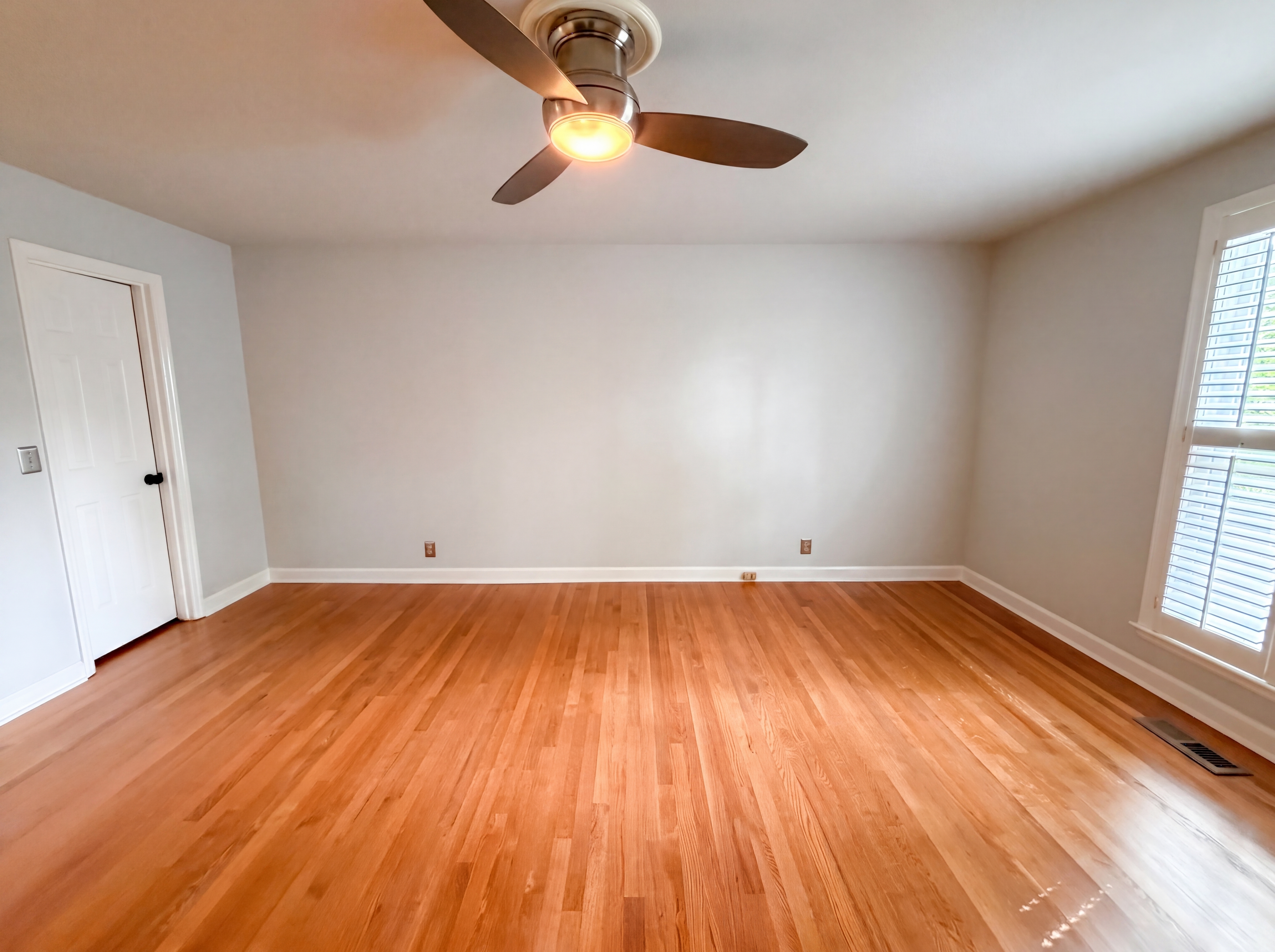 Photo 4 of 25 of 5416 Forest Acres Dr, Nashville, TN