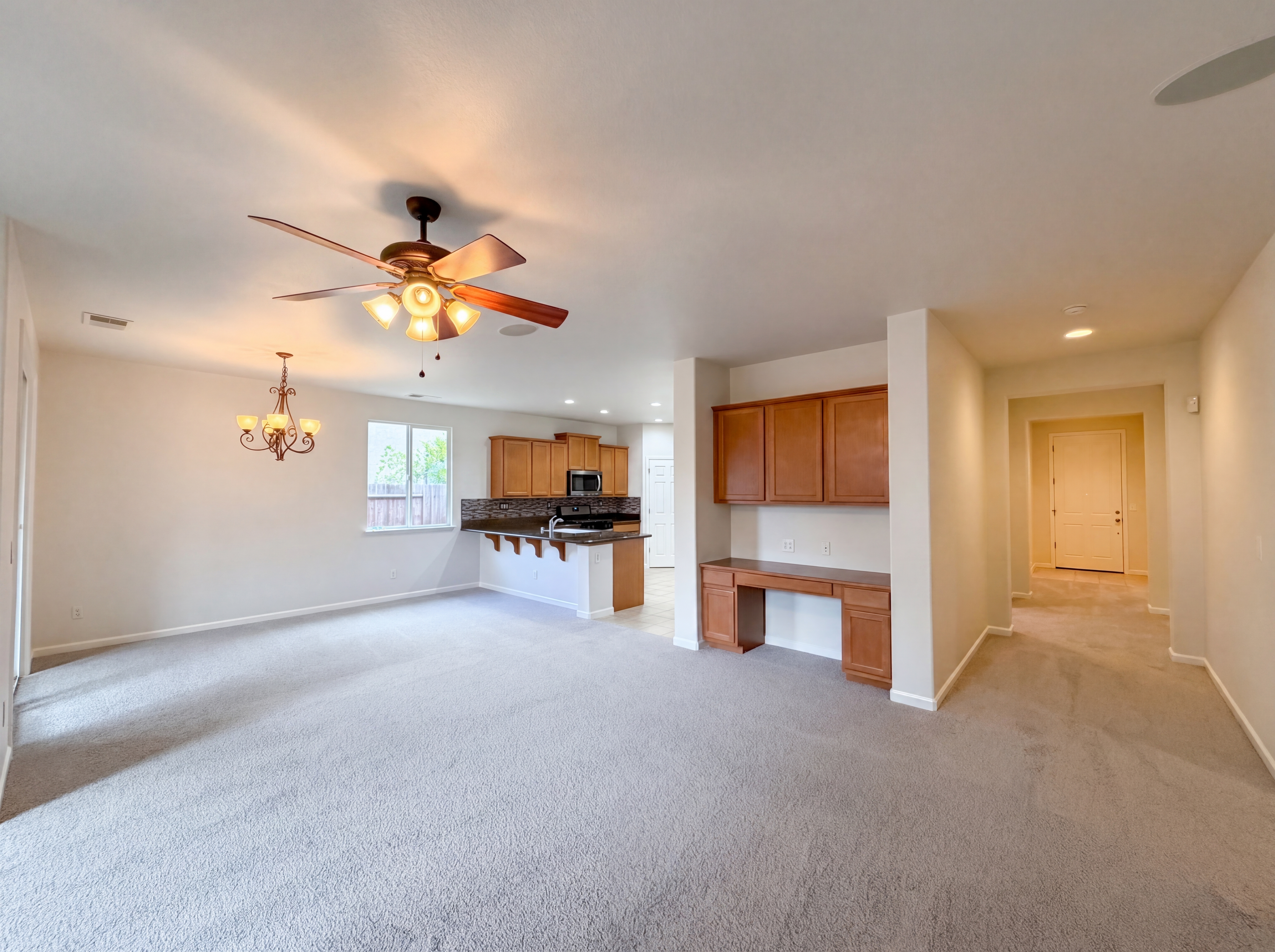 Photo 11 of 43 of 8532 Hawley Way, Elk Grove, CA