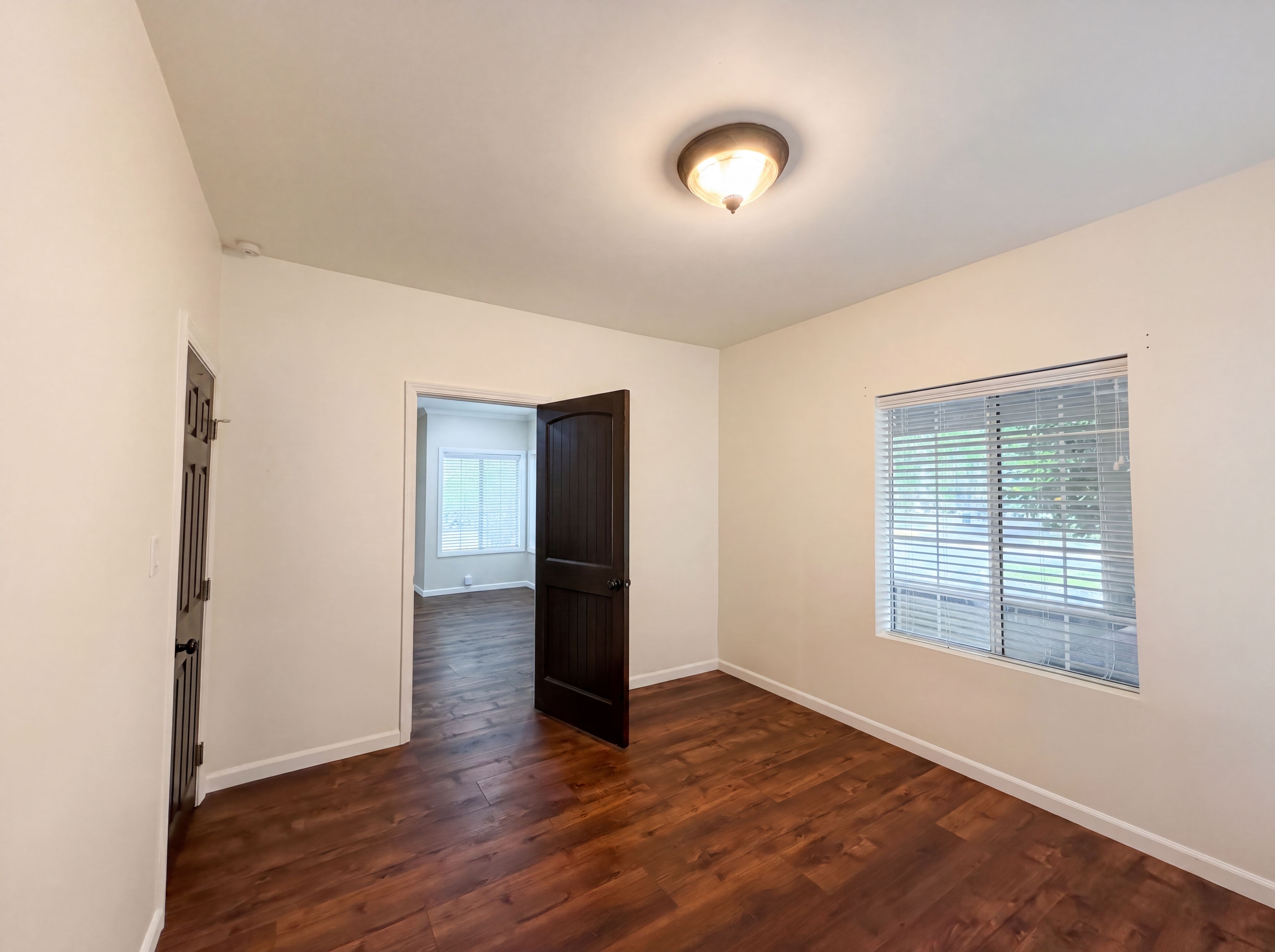 Photo 18 of 45 of 231 22nd St, Sacramento, CA