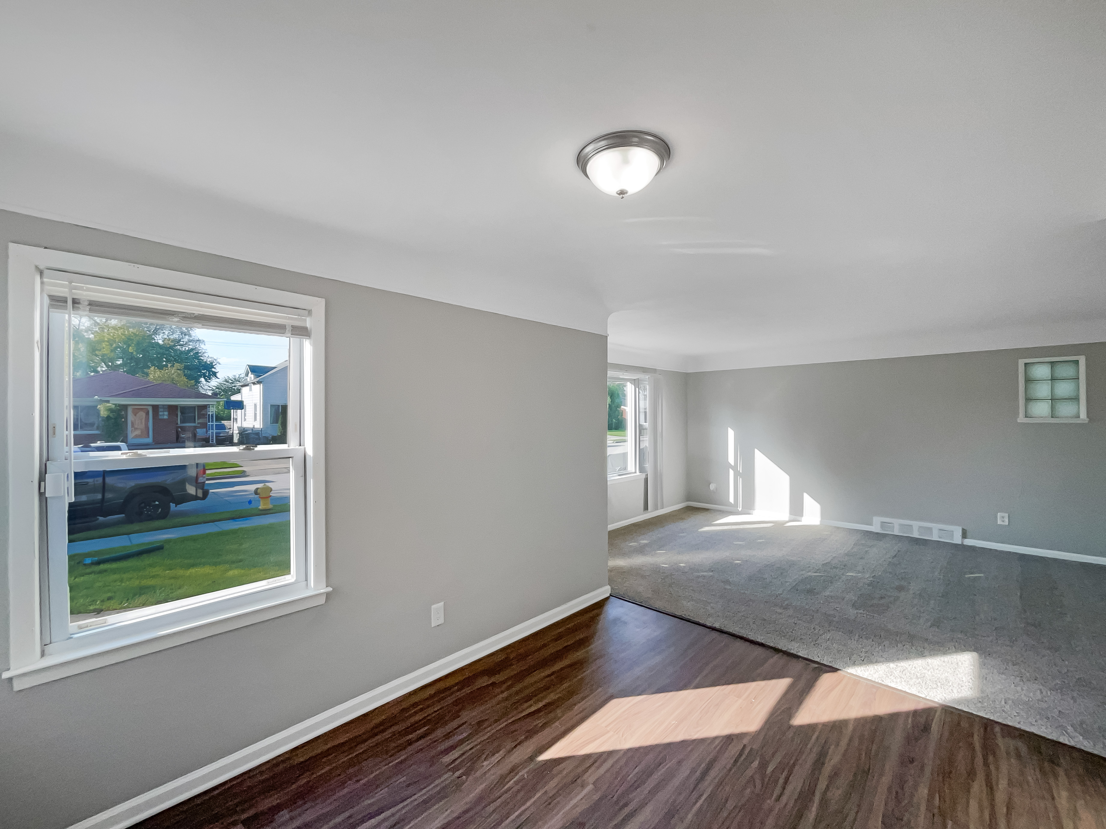 Photo 10 of 23 of 18067 Rosetta Ave, Eastpointe, MI