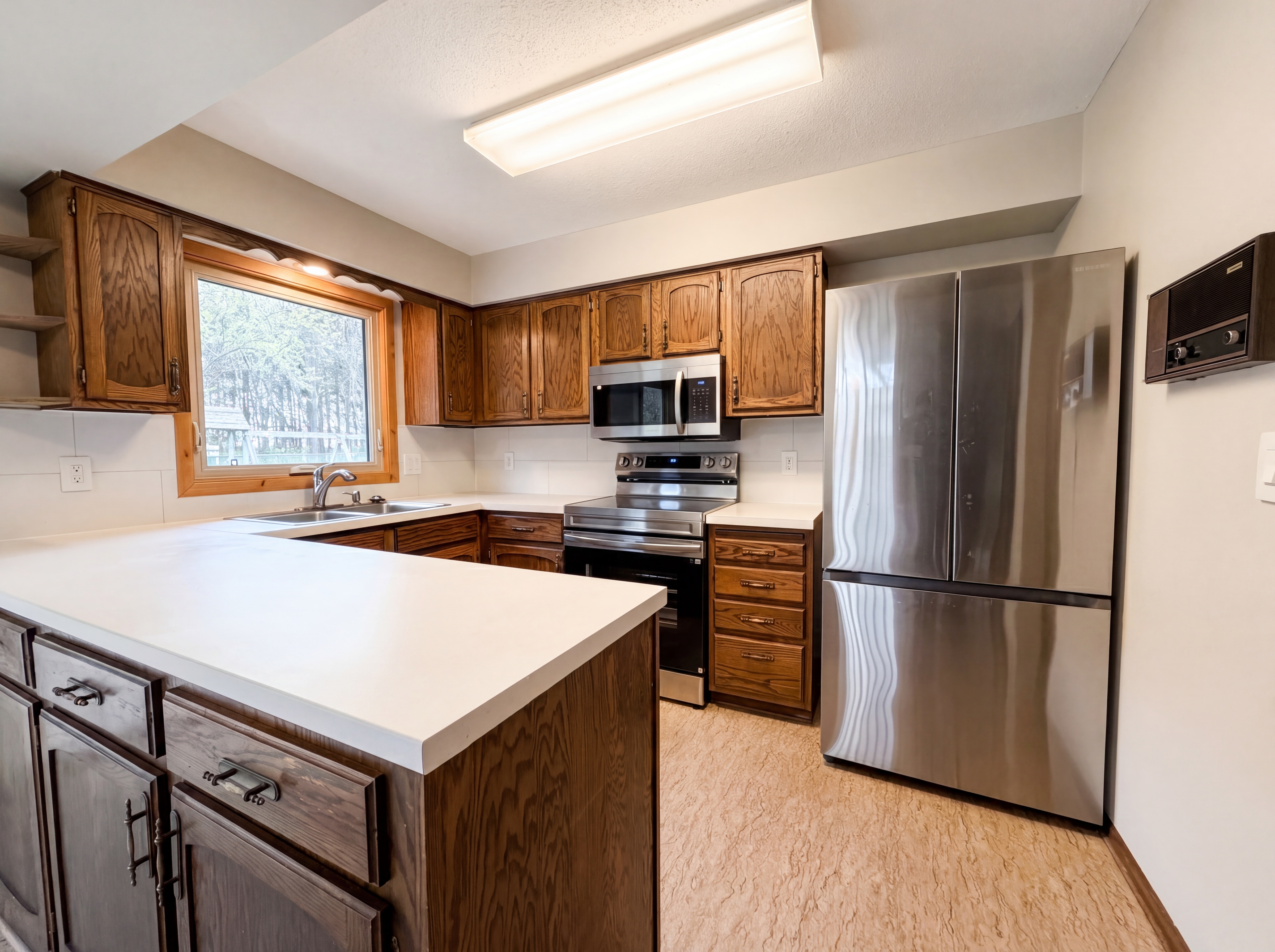 Photo 2 of 25 of 608 Lower Heritage Way, Farmington, MN