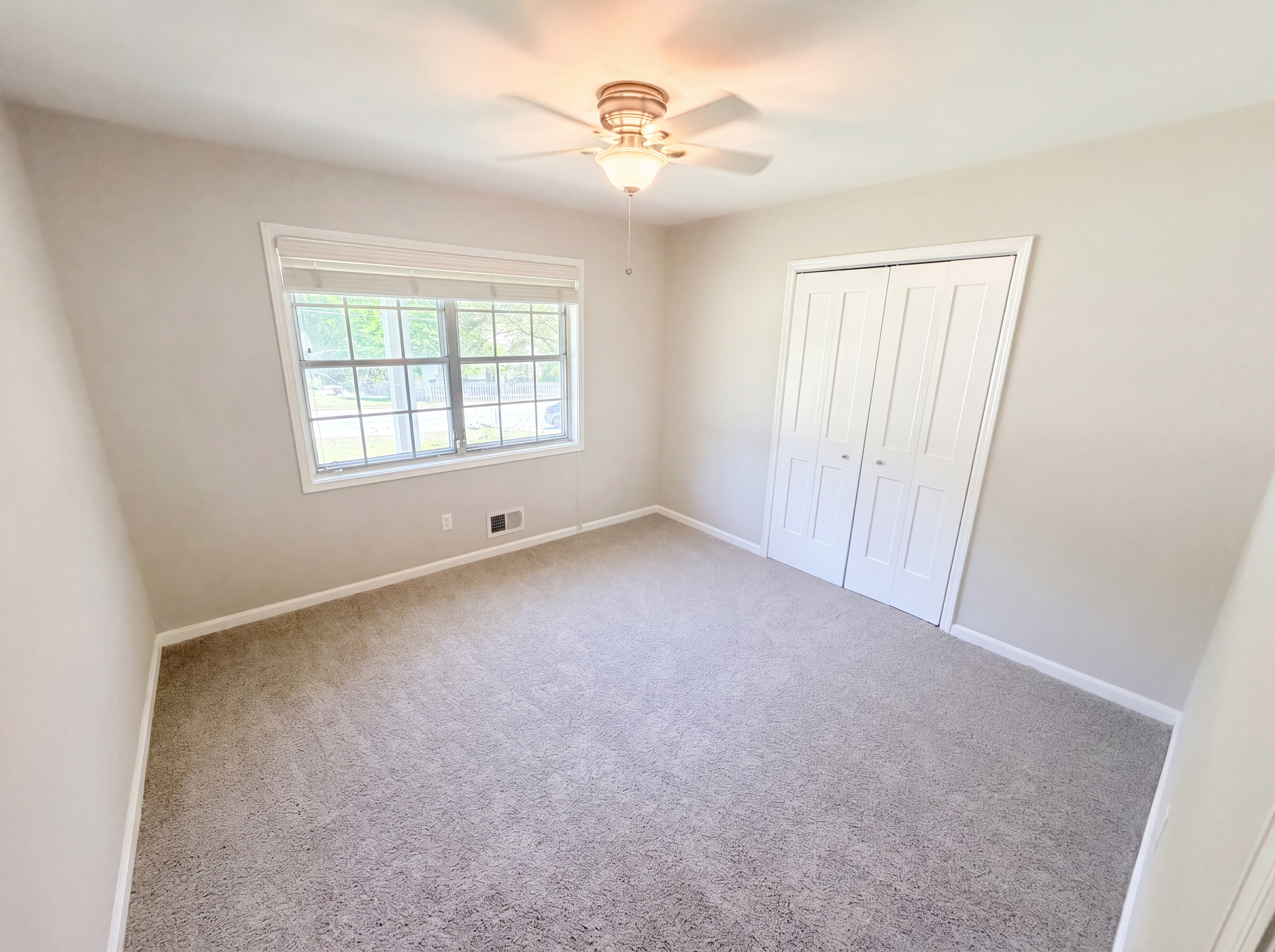 Photo 4 of 24 of 4134 Fawn Ln SE, Smyrna, GA