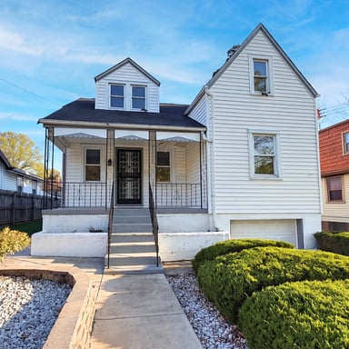 Property photo 1 of 3023 K St SE