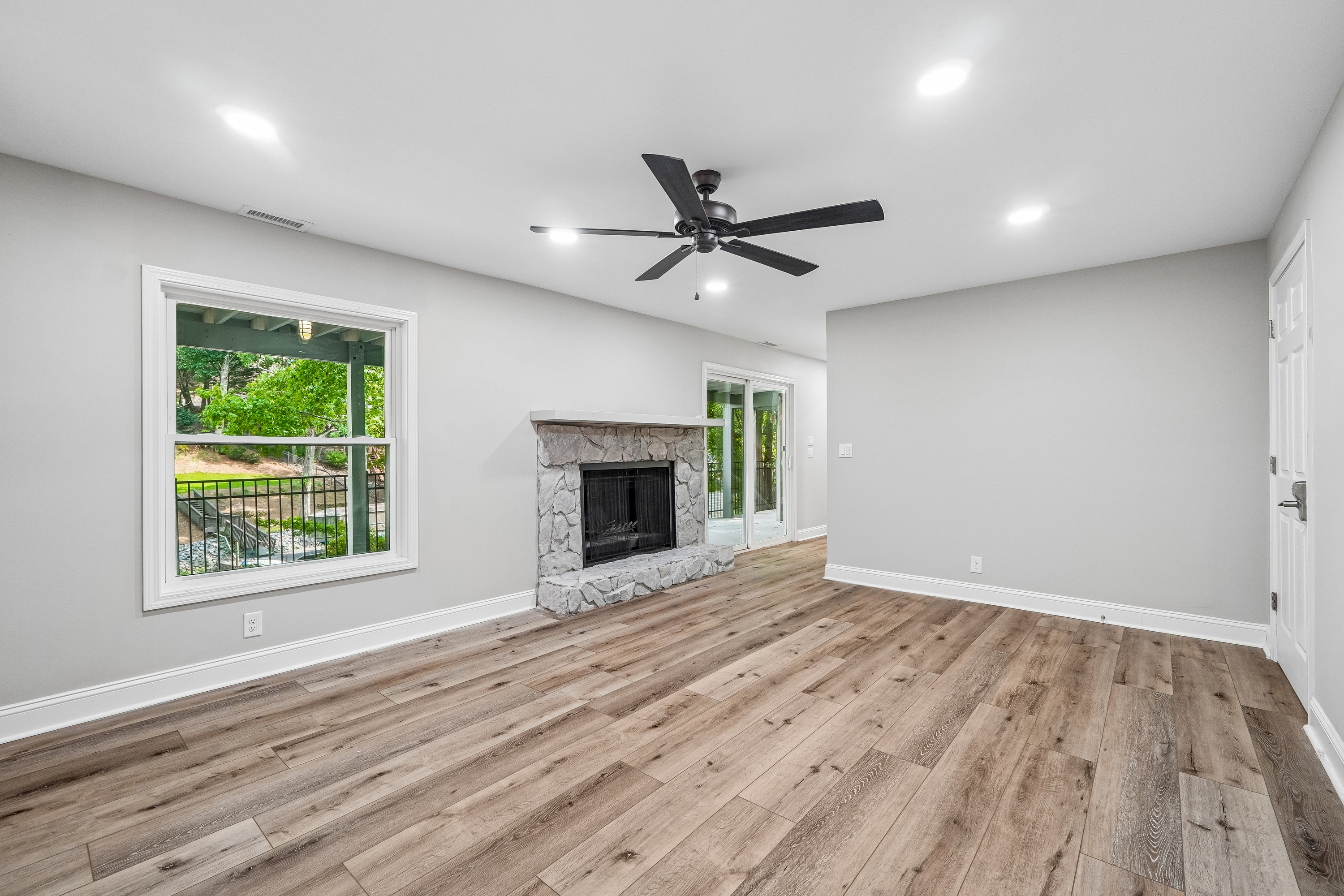 Photo 10 of 42 of 7022 Chelsea Day Ln, Fort Mill, SC