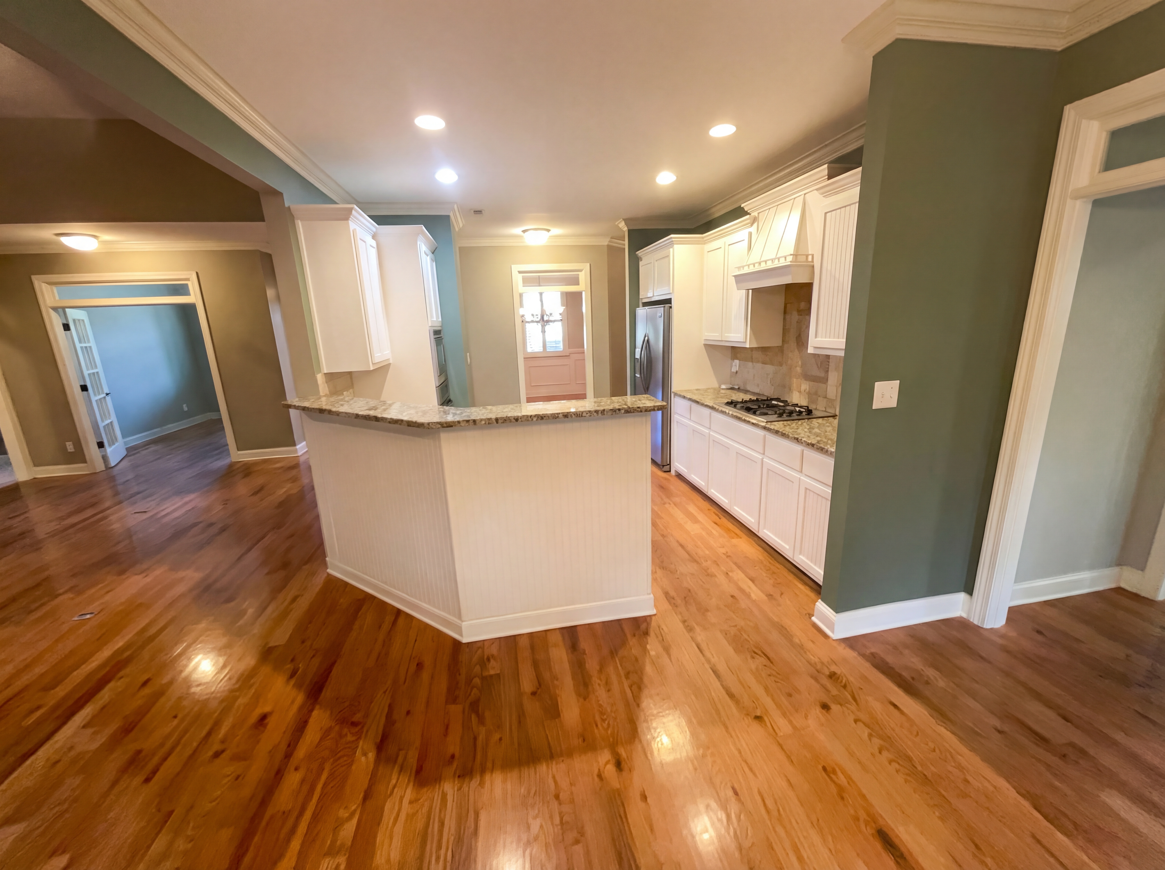 Photo 9 of 20 of 212 Westwind Dr, Newnan, GA