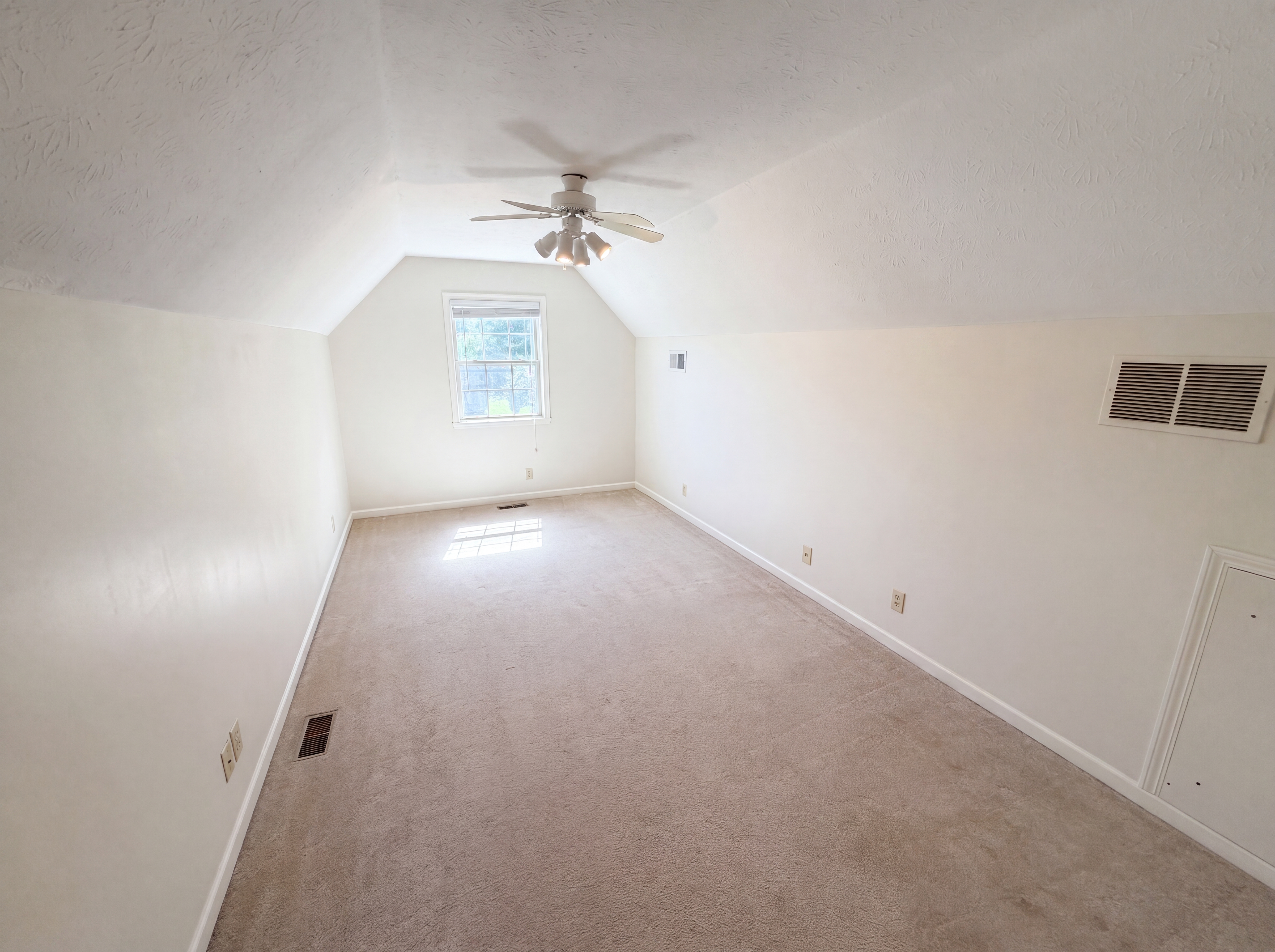Photo 15 of 23 of 7954 Arvada Pl, Indianapolis, IN